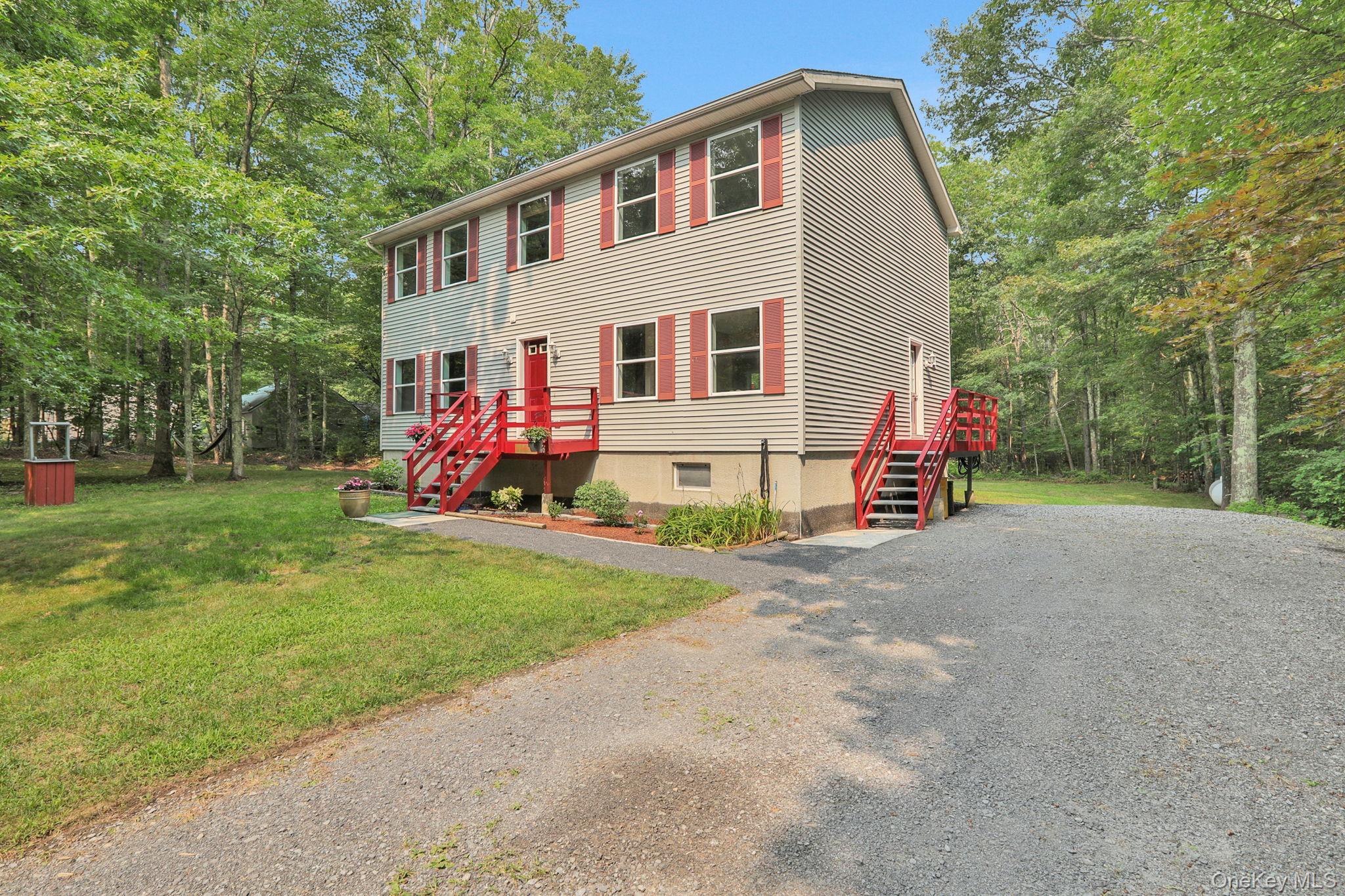 10 Lairds Court, Cairo, NY 12413