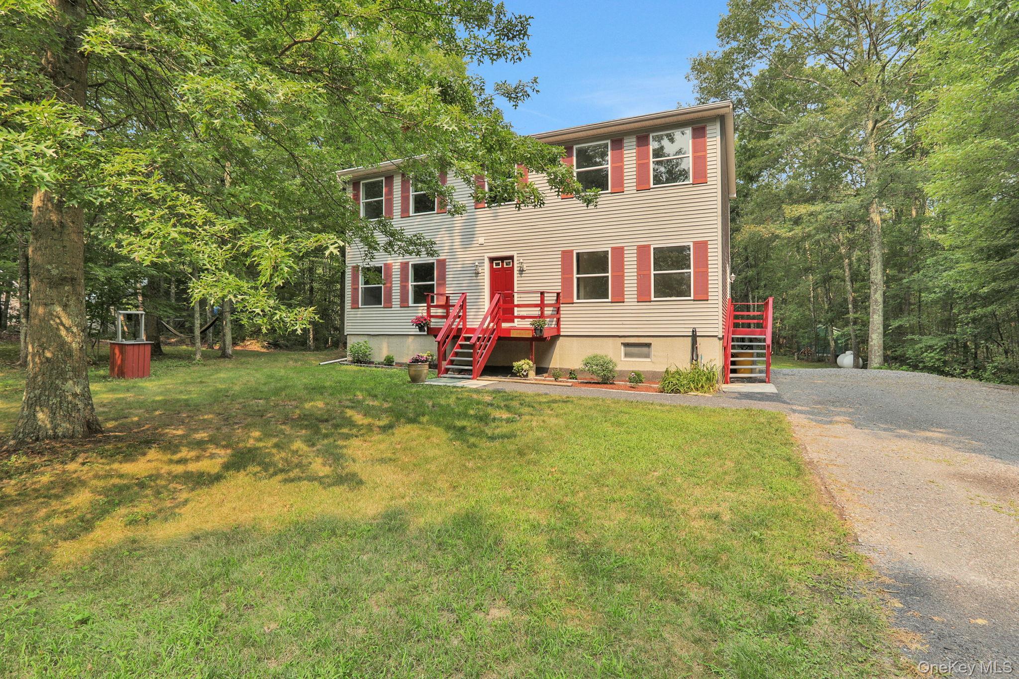10 Lairds Court, Cairo, NY 12413