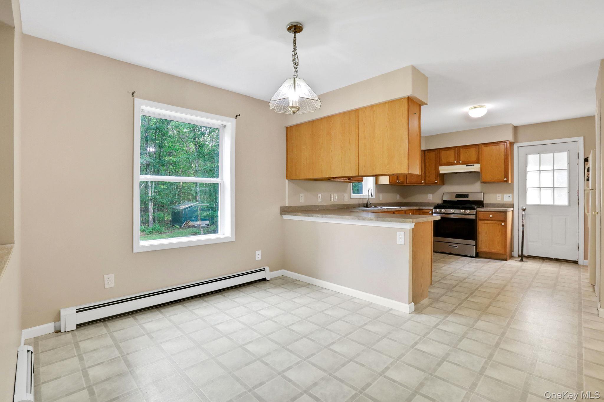 10 Lairds Court, Cairo, NY 12413