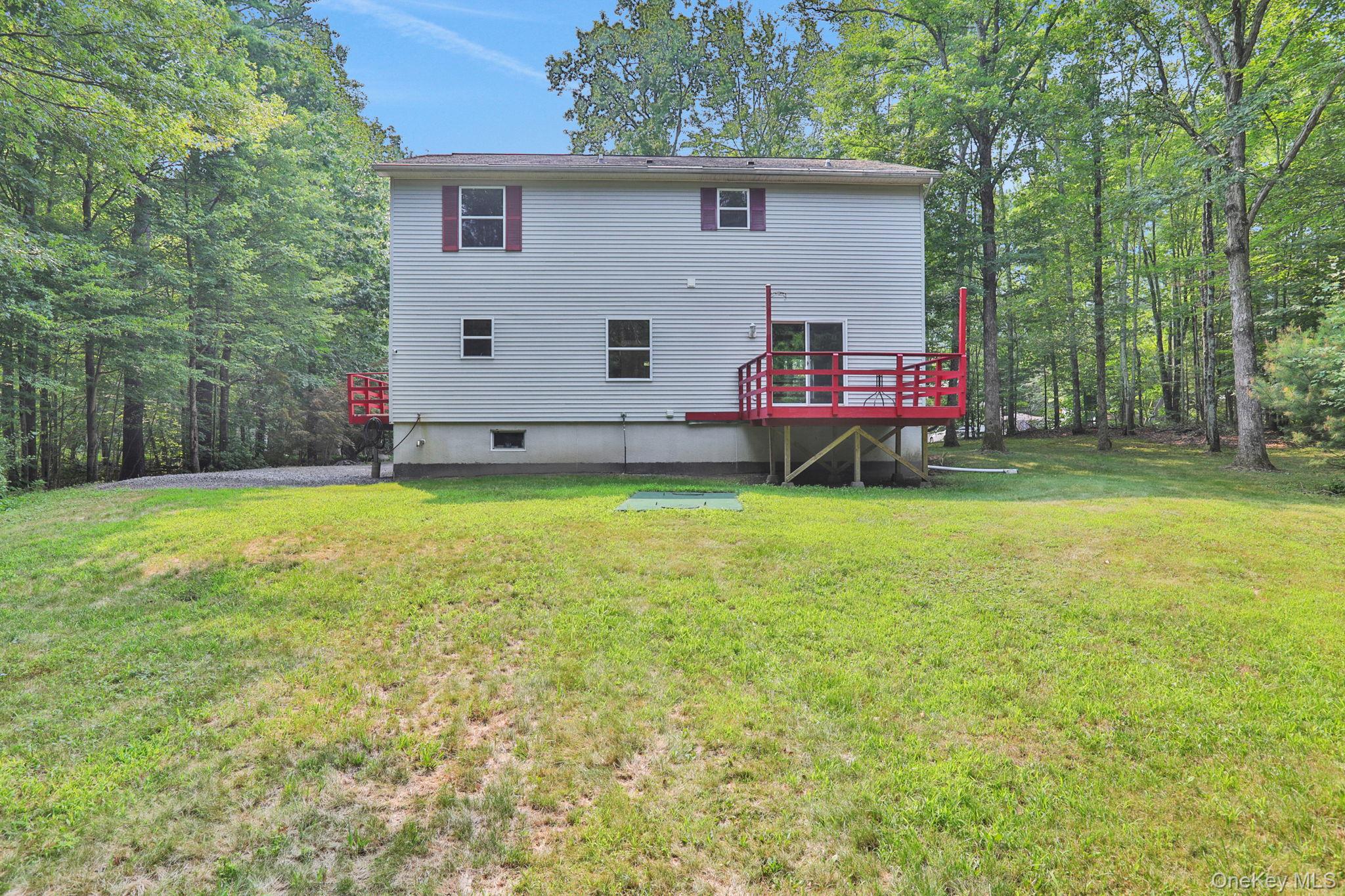 10 Lairds Court, Cairo, NY 12413