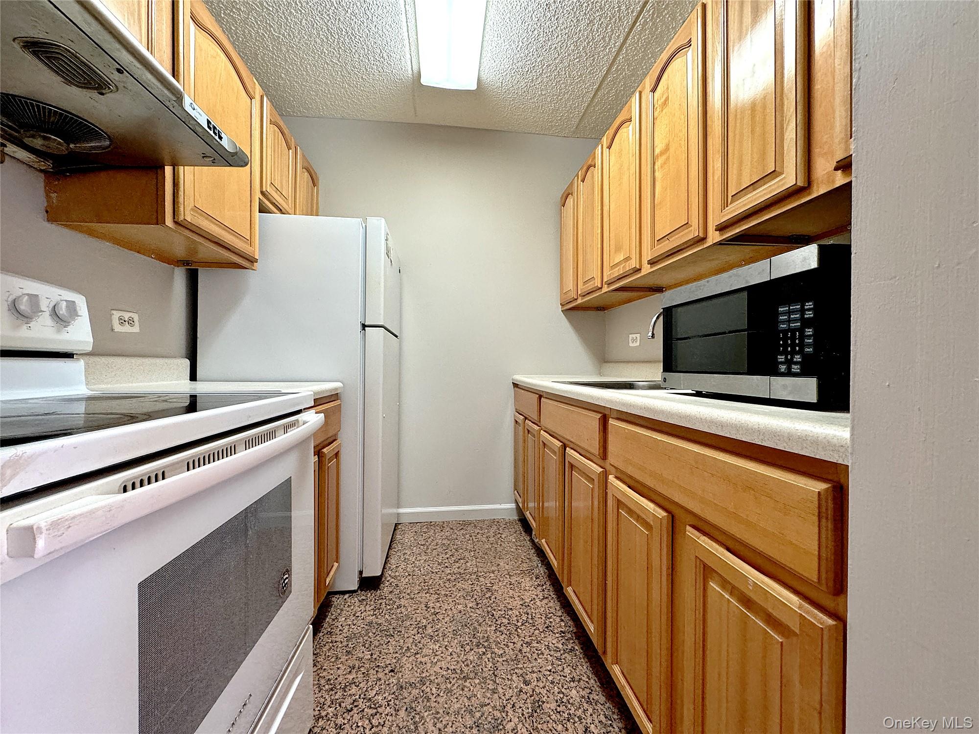 137-77 45 Avenue # 6P, Flushing, NY 11355