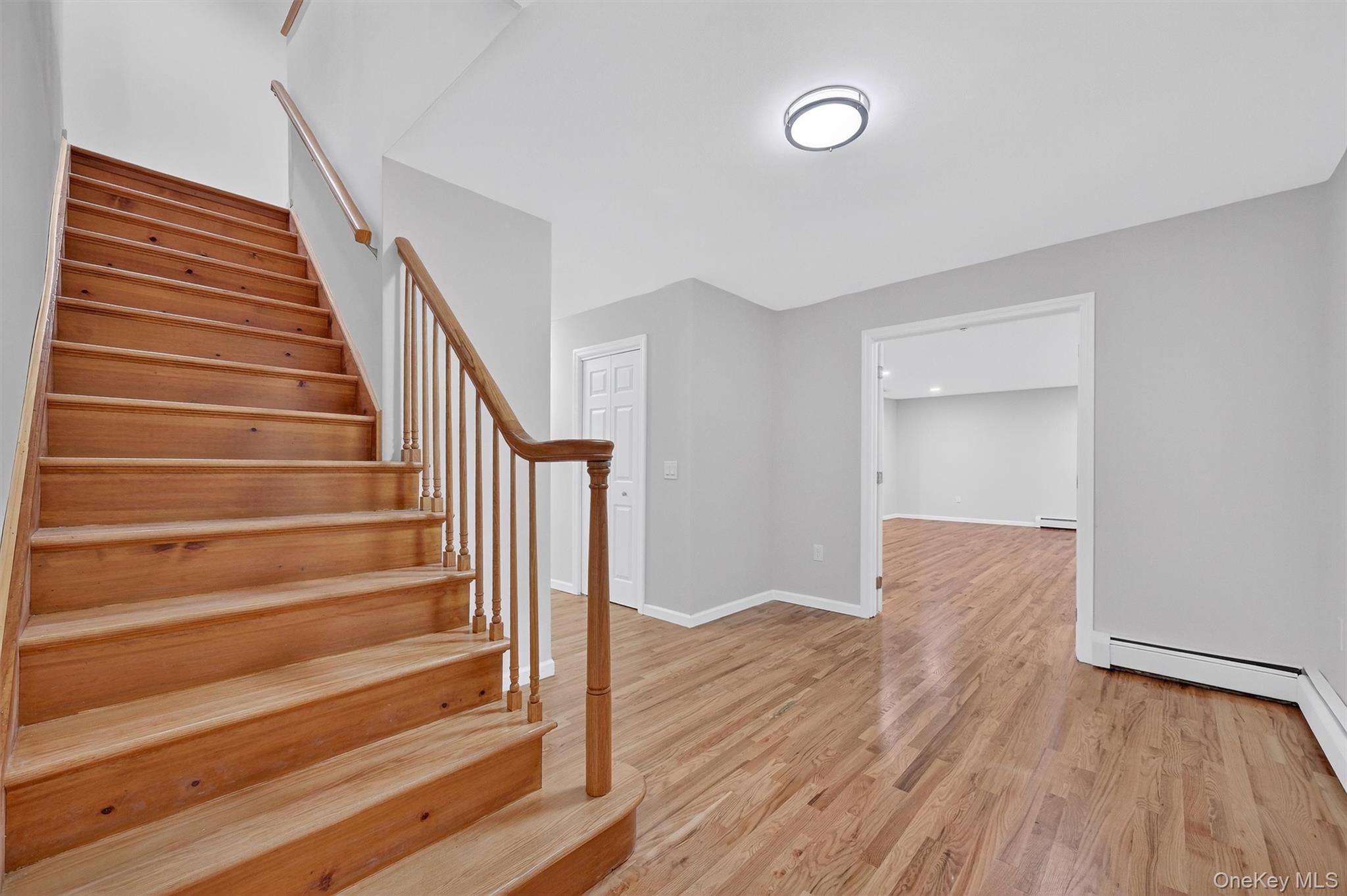 16 Flag Lane, Campbell Hall, NY 10916