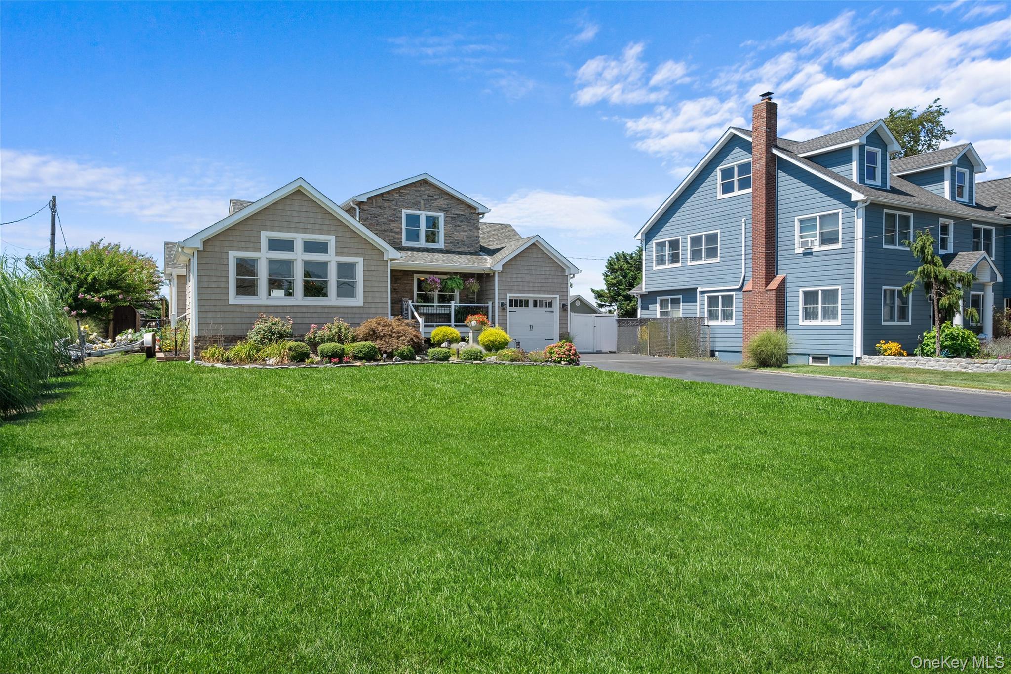 234 W Islip Road, West Islip, NY 11795