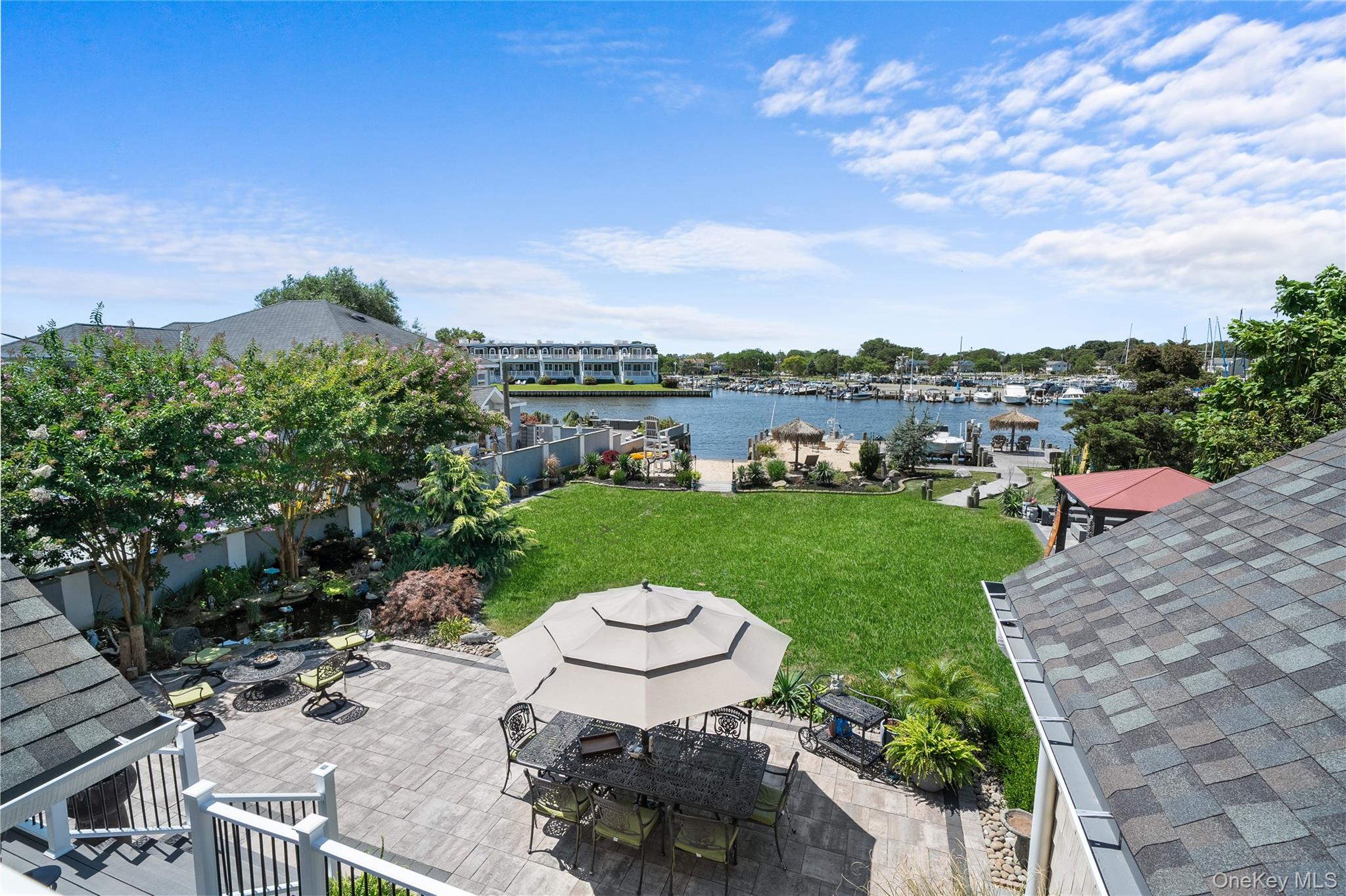 234 W Islip Road, West Islip, NY 11795