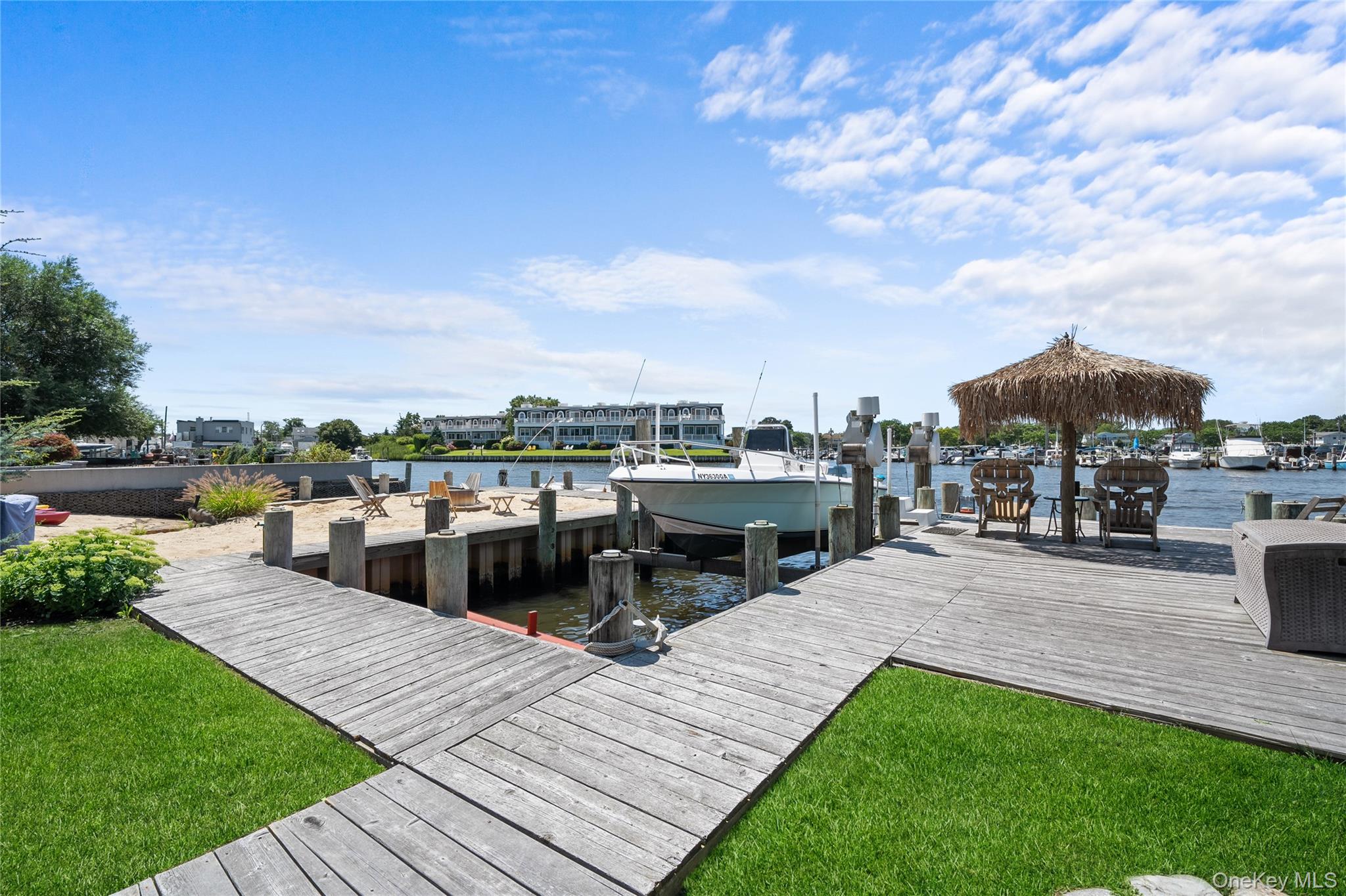 234 W Islip Road, West Islip, NY 11795