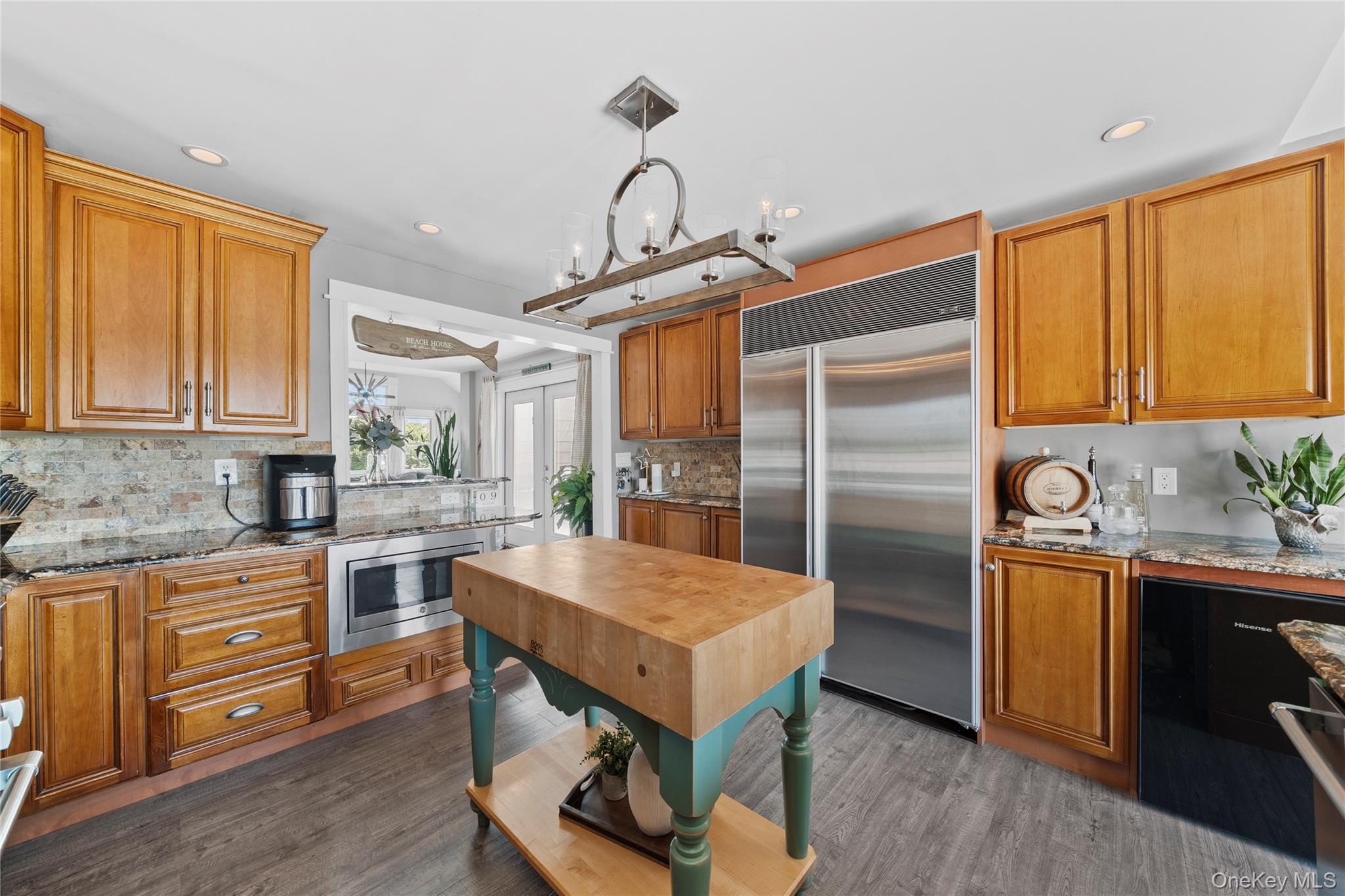 234 W Islip Road, West Islip, NY 11795