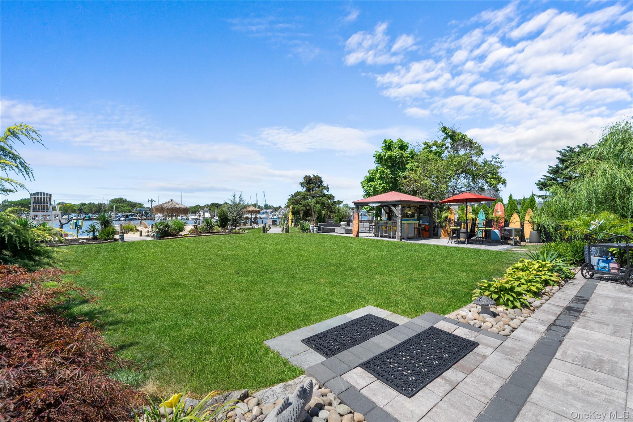 234 W Islip Road, West Islip, NY 11795