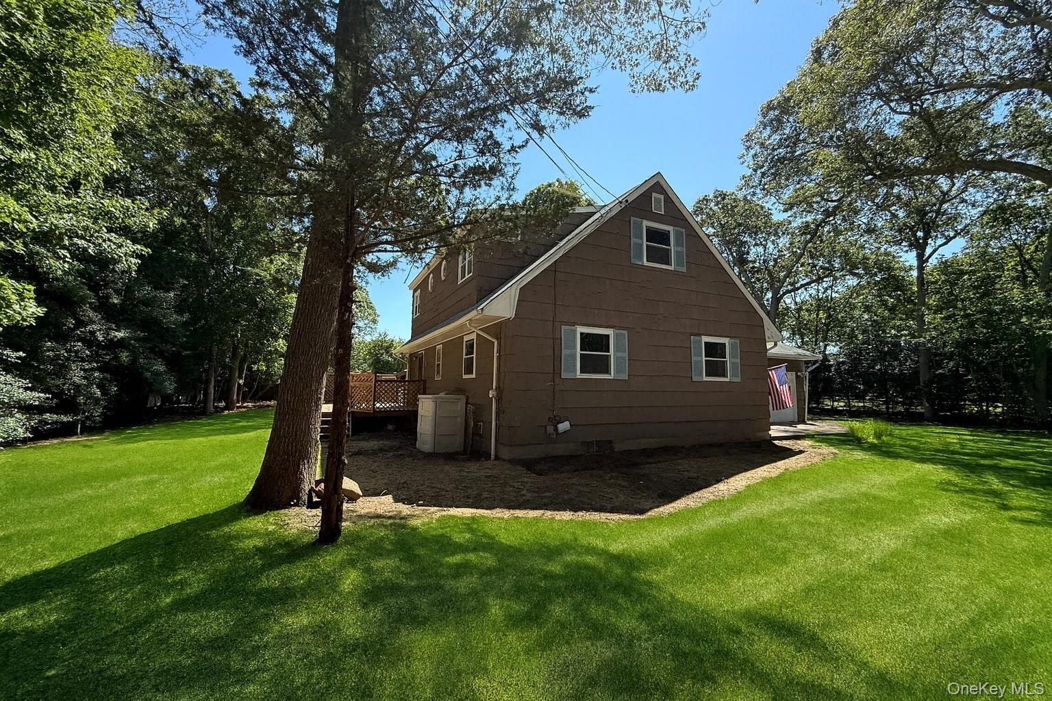 870 Horton Avenue, Mattituck, NY 11952