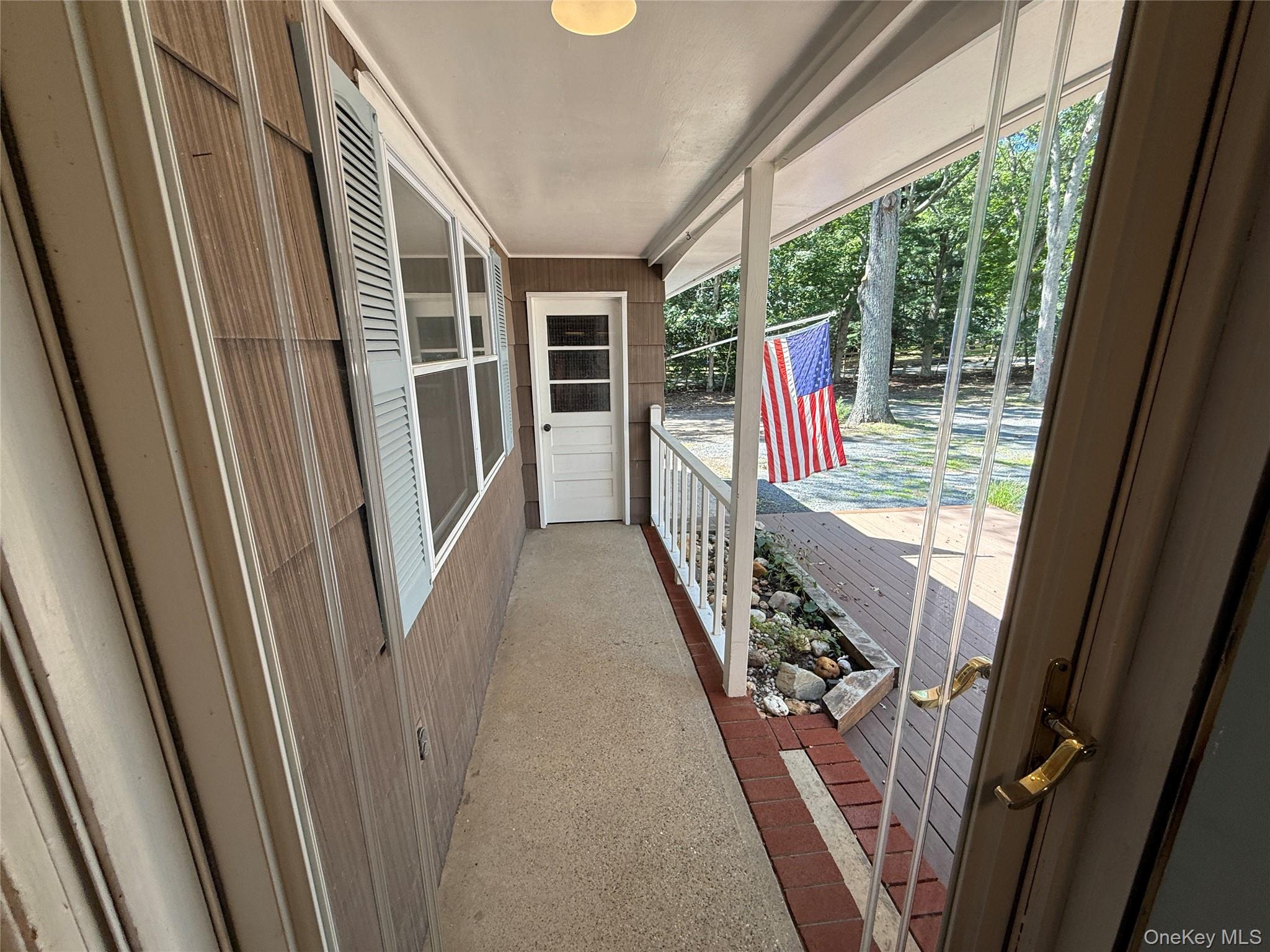 870 Horton Avenue, Mattituck, NY 11952