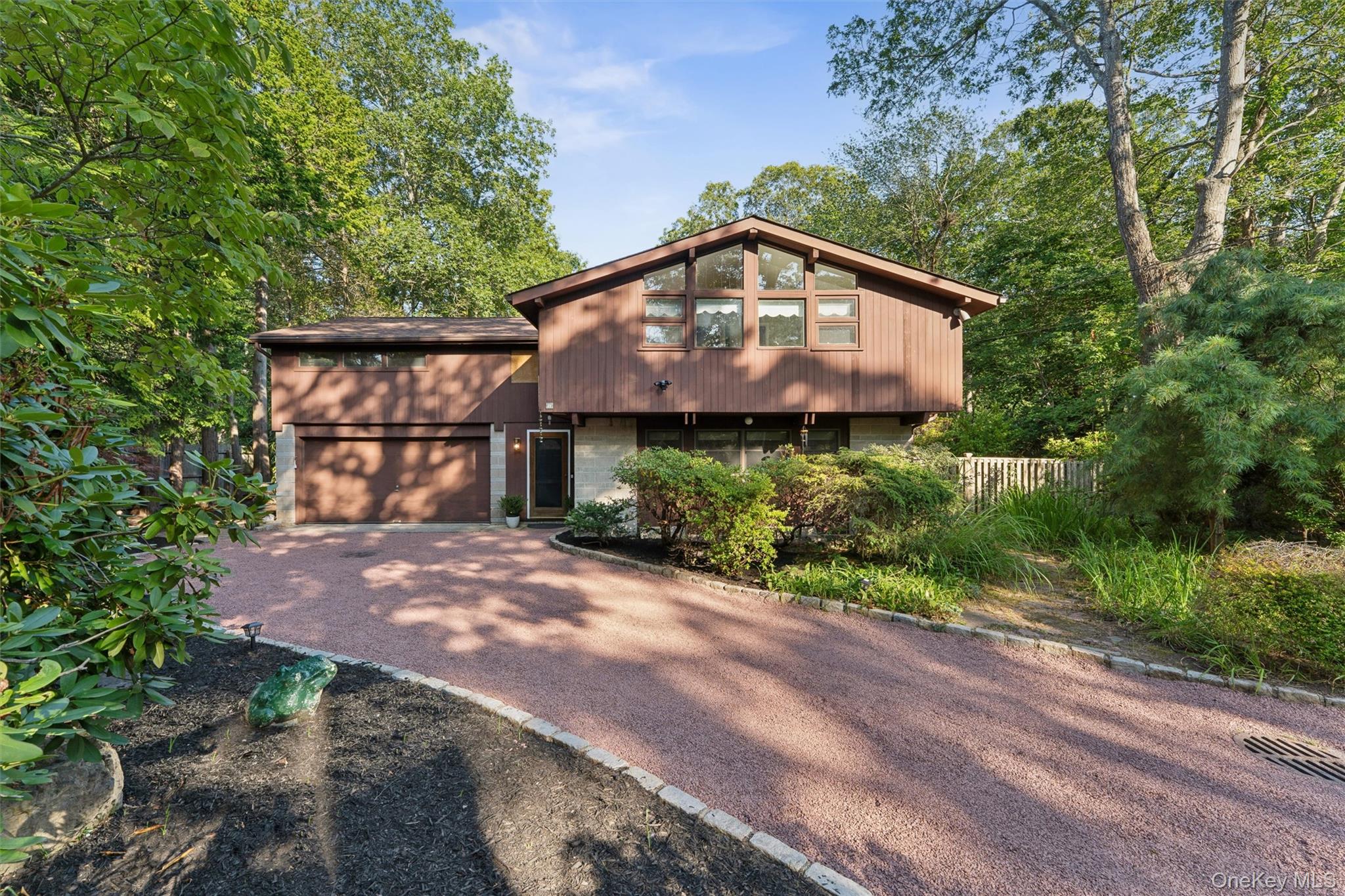 21 Hewitt Boulevard, Center Moriches, NY 11934