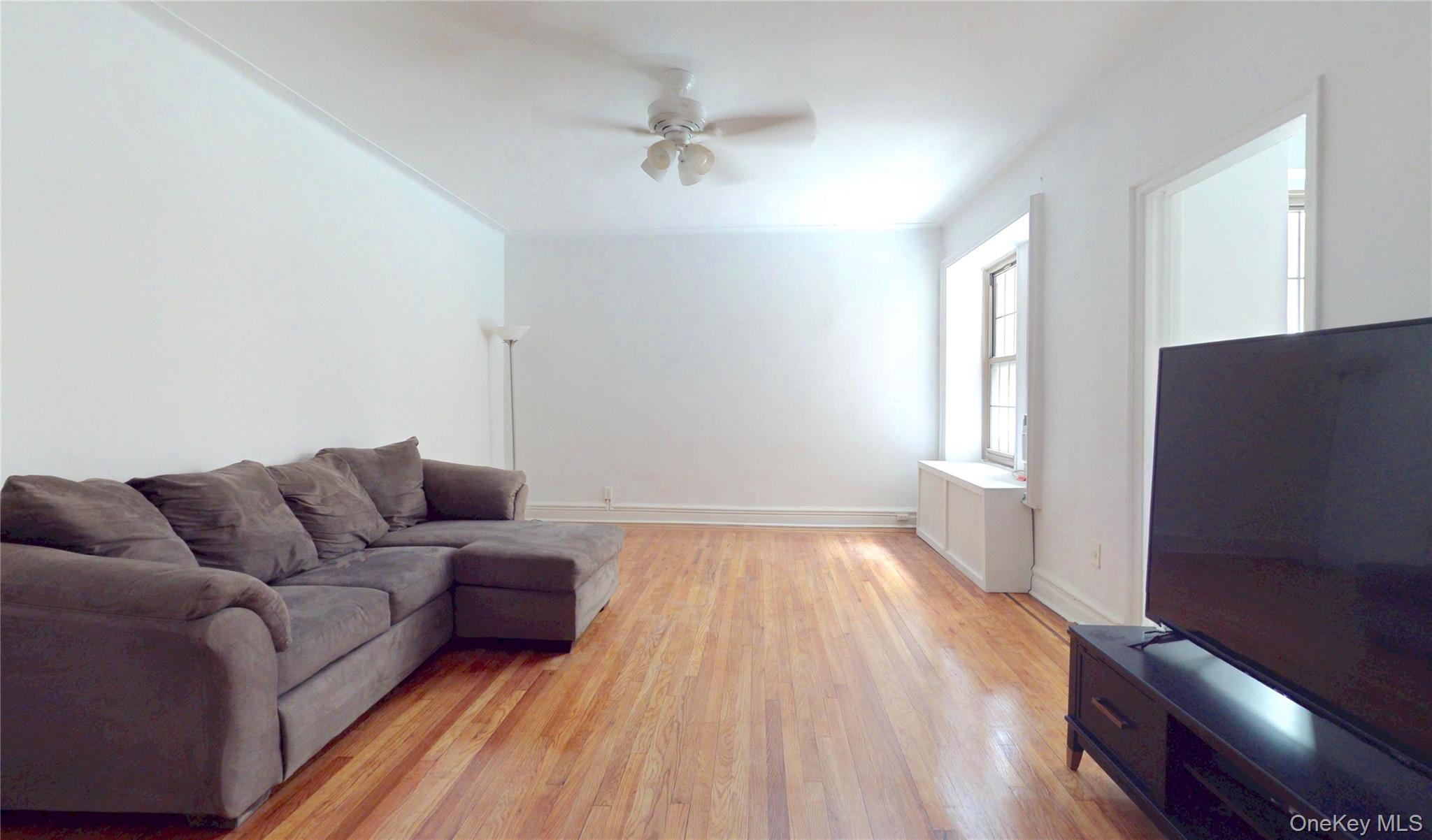 1100 Grand Concourse # 1D, Bronx, NY 10456
