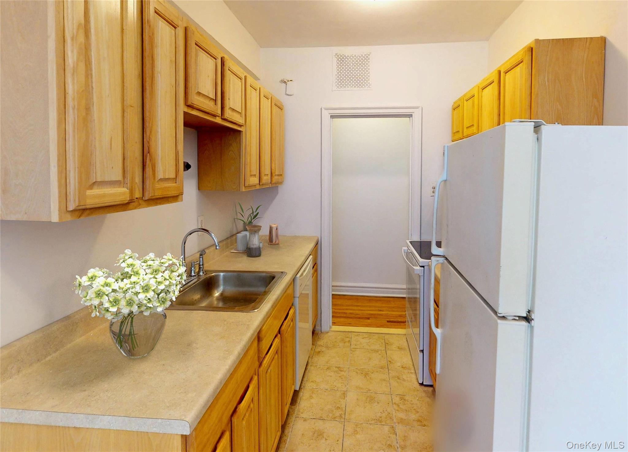 1100 Grand Concourse # 1D, Bronx, NY 10456