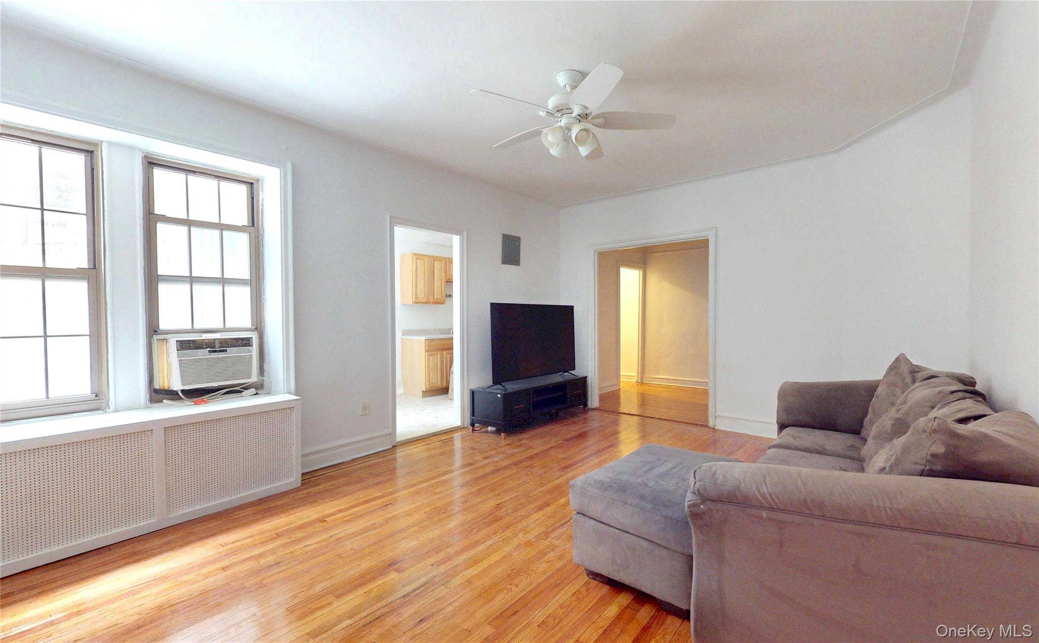 1100 Grand Concourse # 1D, Bronx, NY 10456