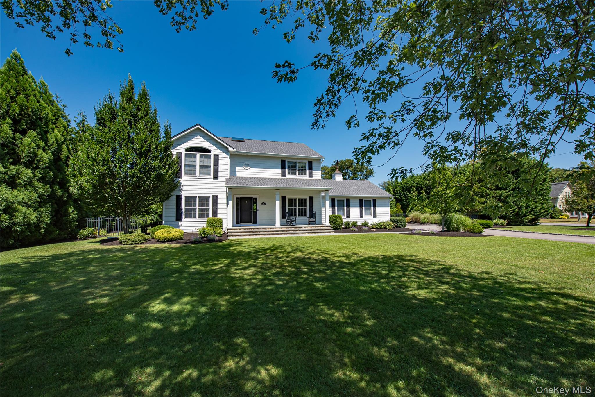 15 Cedar Avenue Extension, Islip, NY 11751