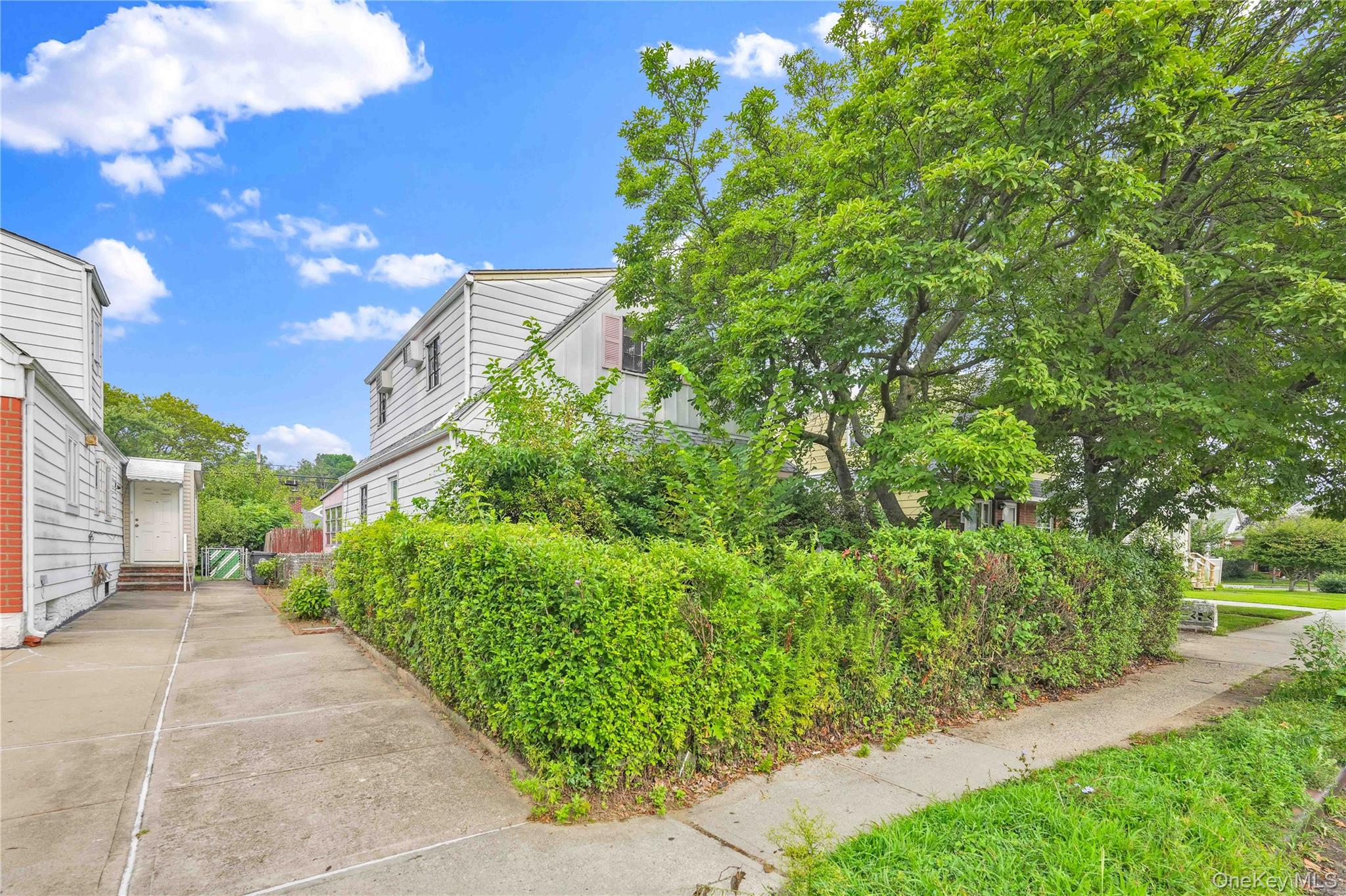 50-12 Utopia Parkway, Fresh Meadows, NY 11365