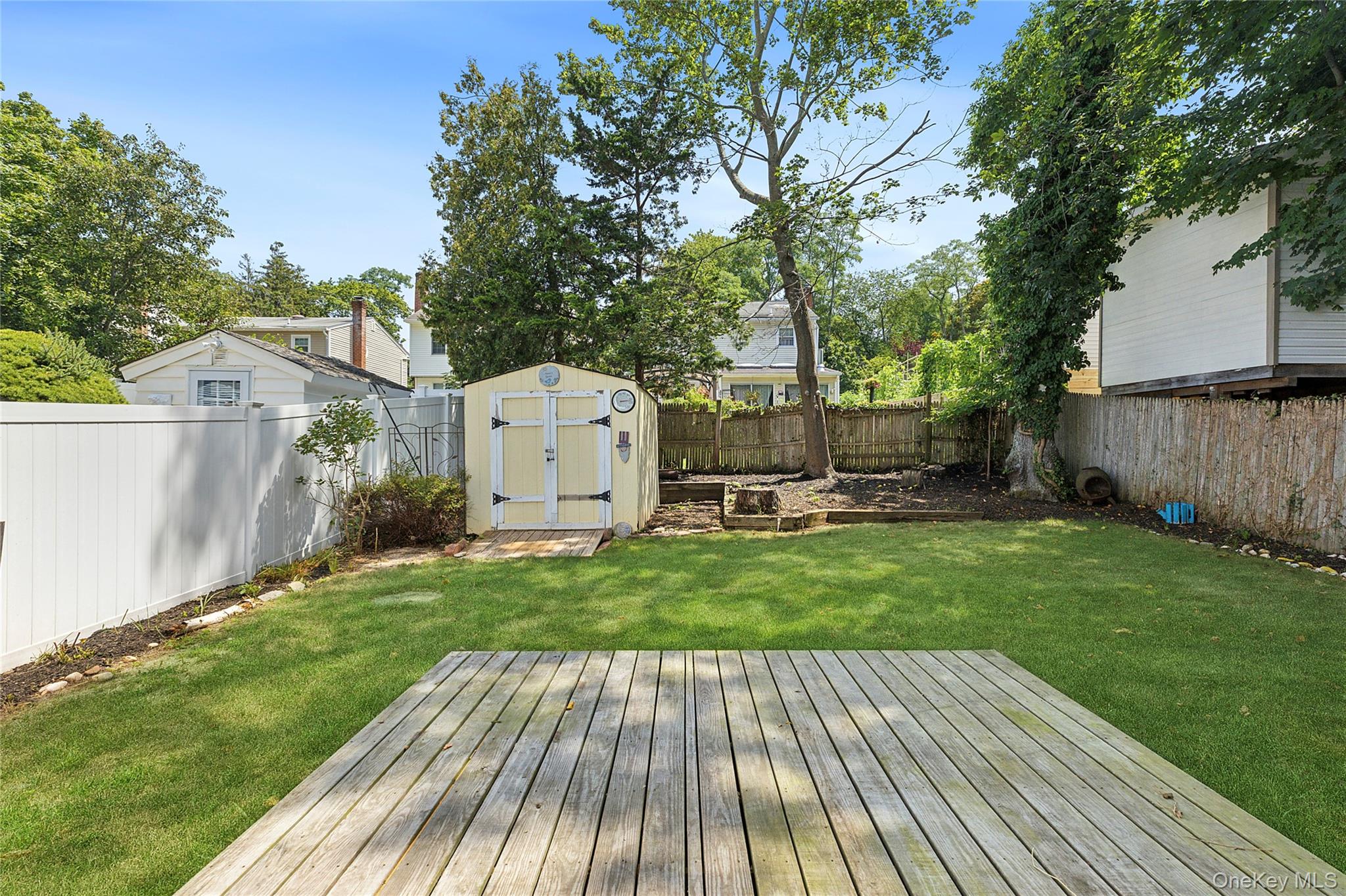 8 Dogwood Road, Rocky Point, NY 11778