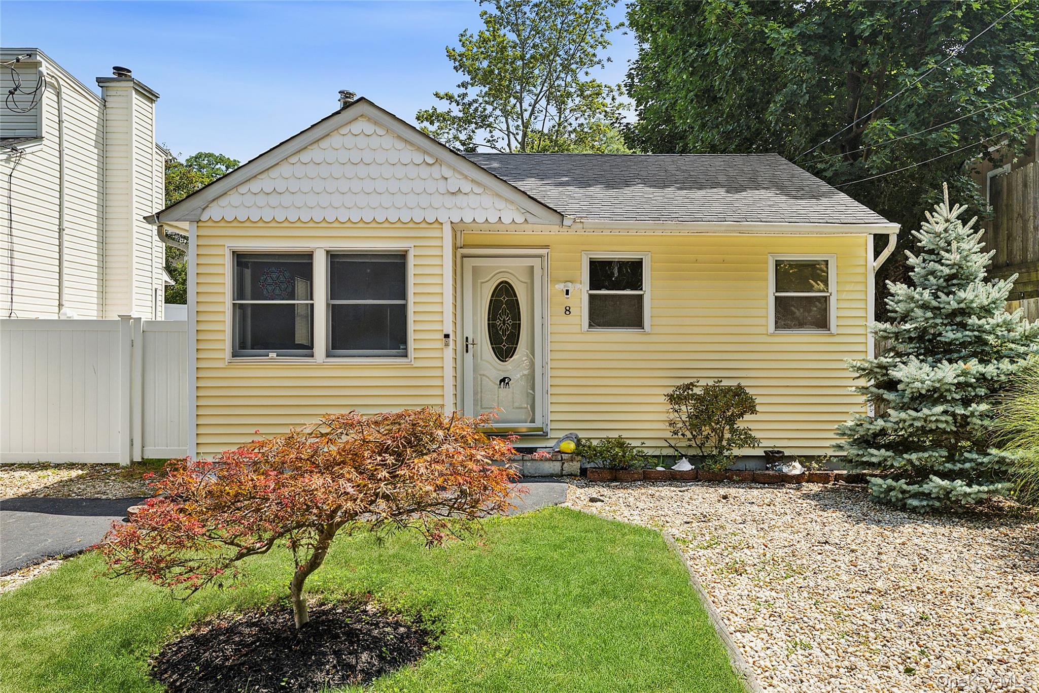 8 Dogwood Road, Rocky Point, NY 11778