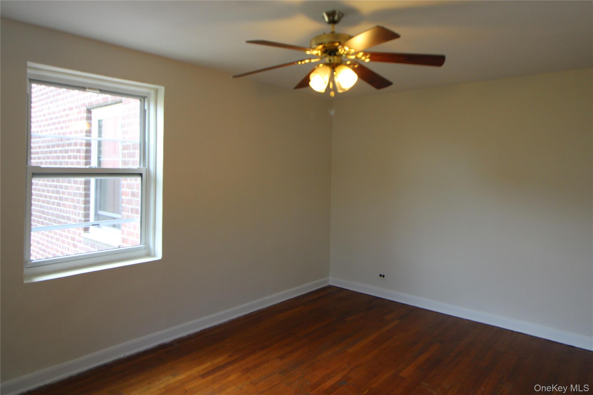 14737 38 Avenue # C48, Flushing, NY 11354