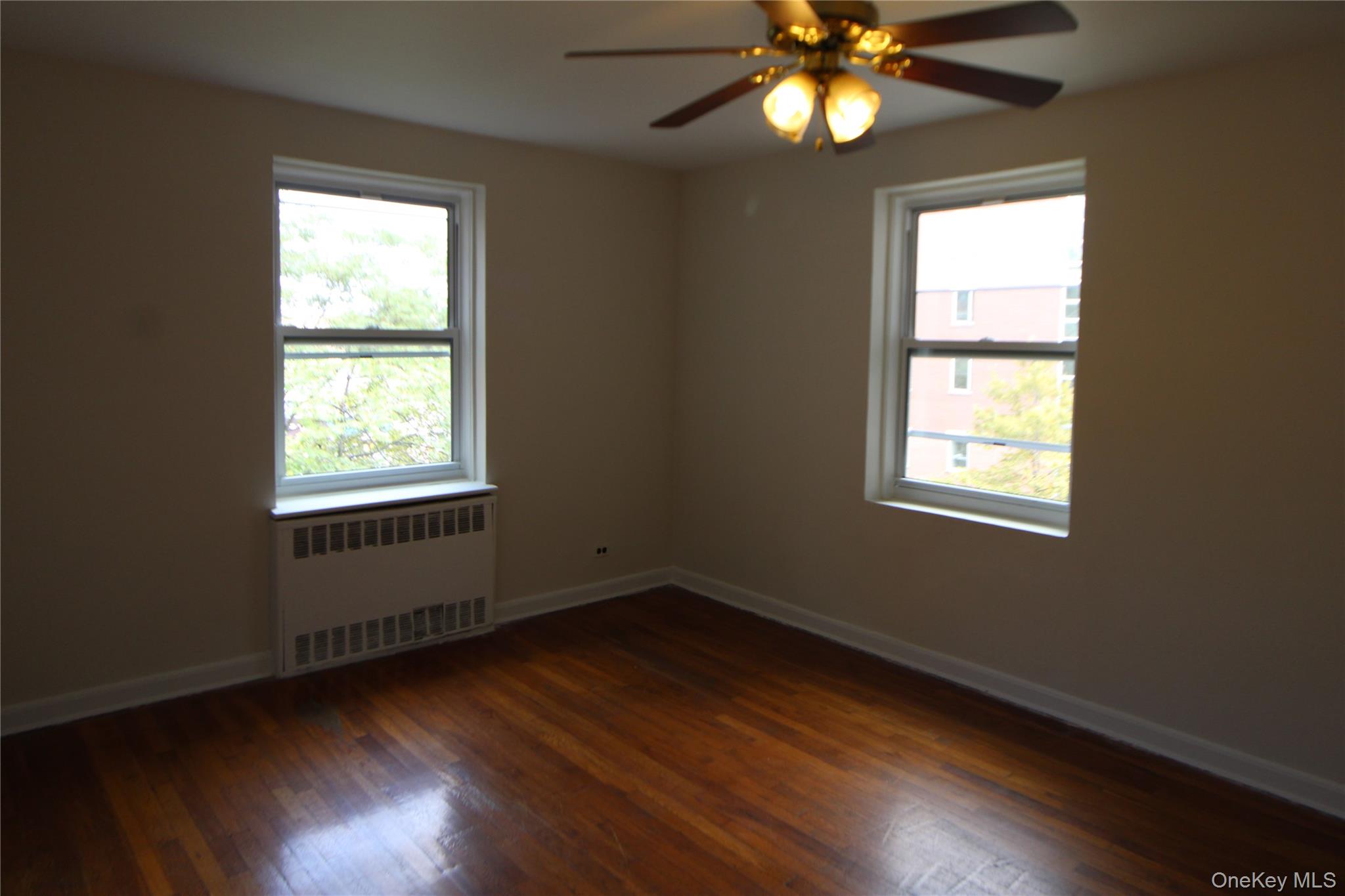 14737 38 Avenue # C48, Flushing, NY 11354