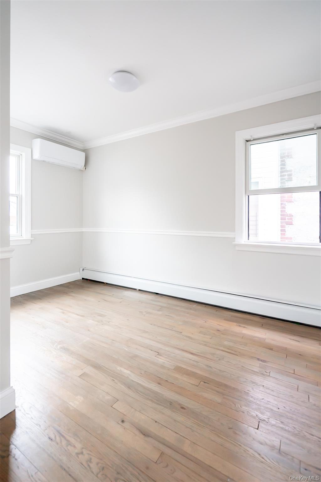 12043 194th Street, Saint Albans, NY 11412