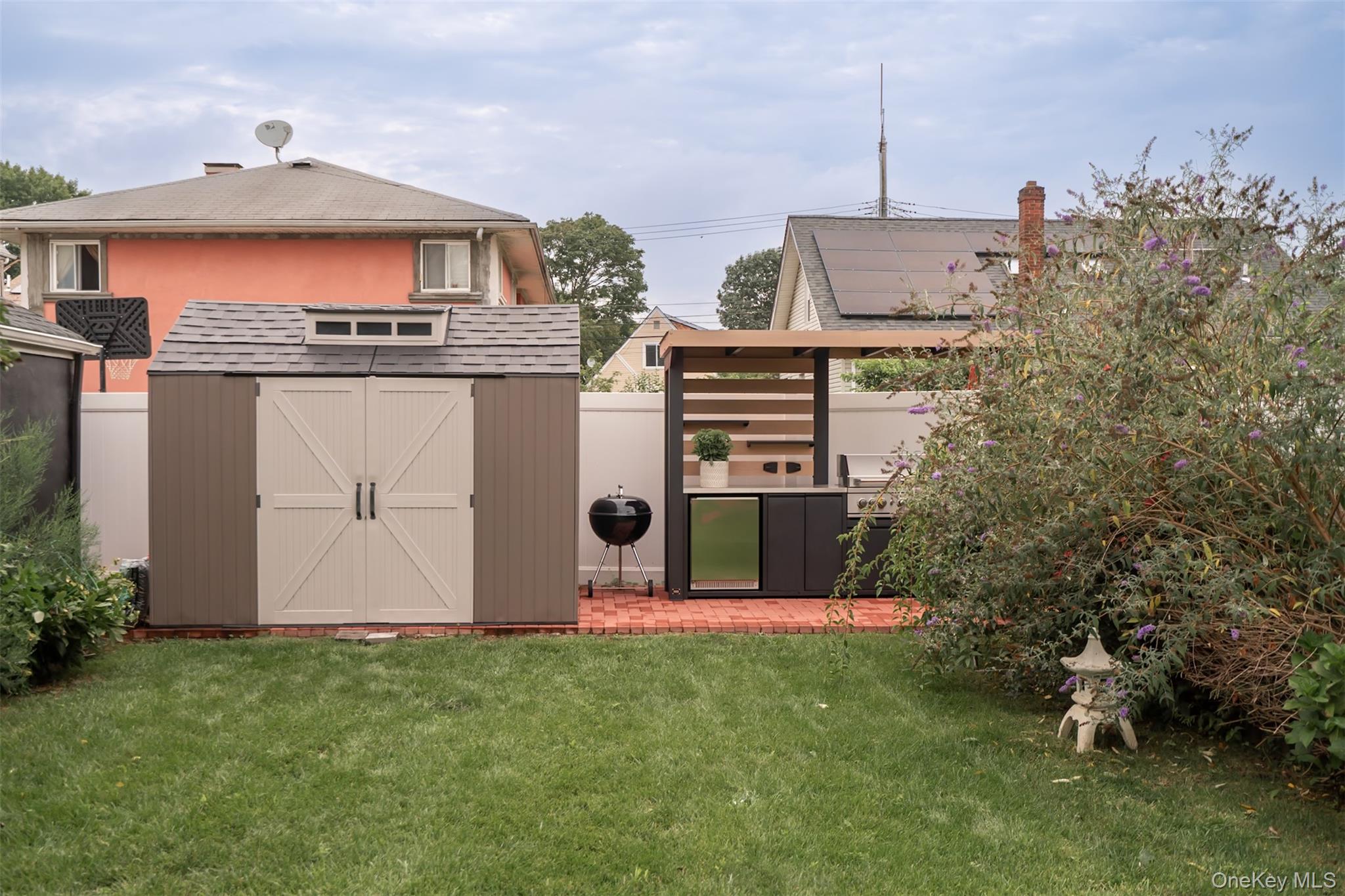 12043 194th Street, Saint Albans, NY 11412