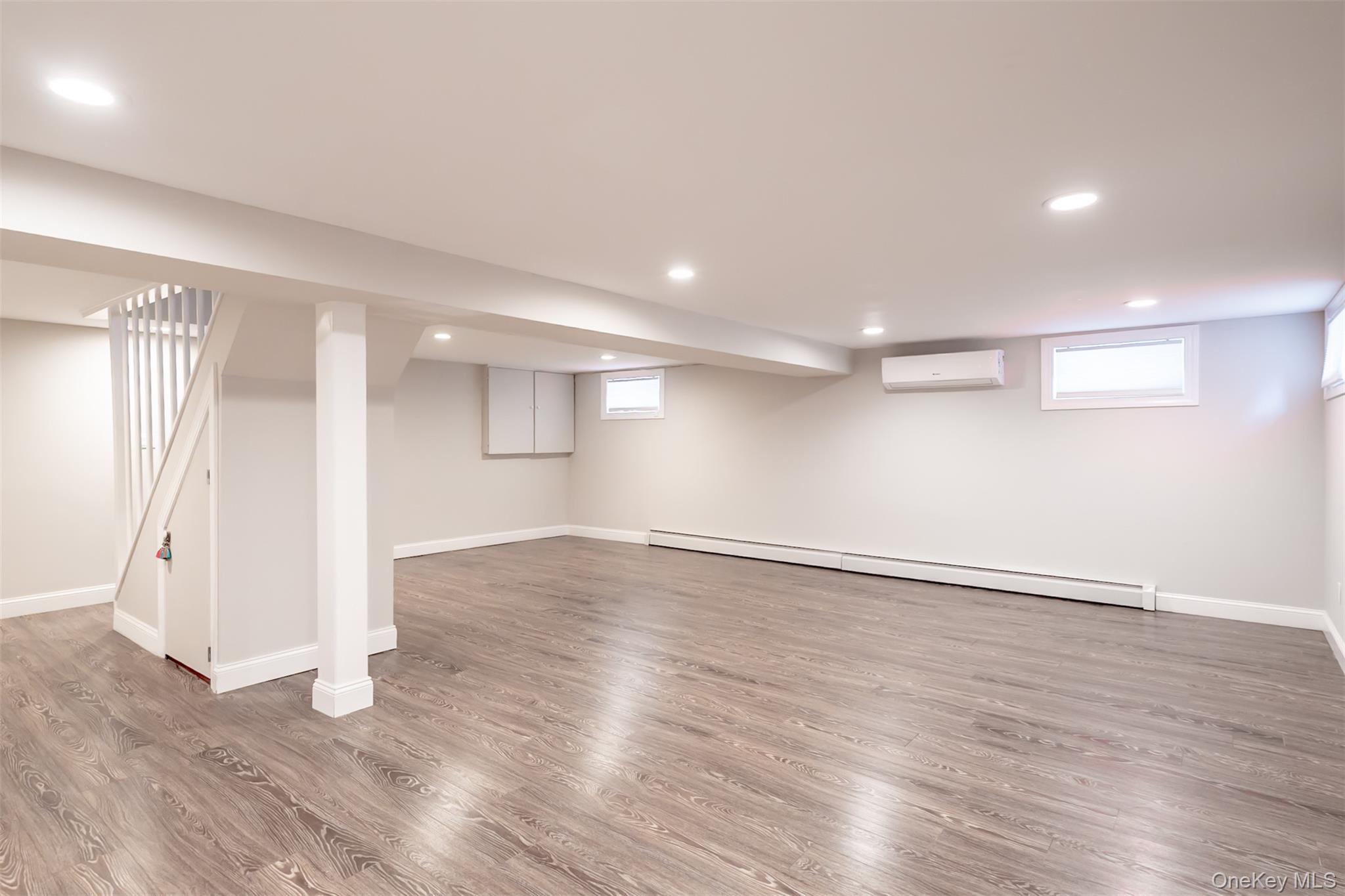 12043 194th Street, Saint Albans, NY 11412