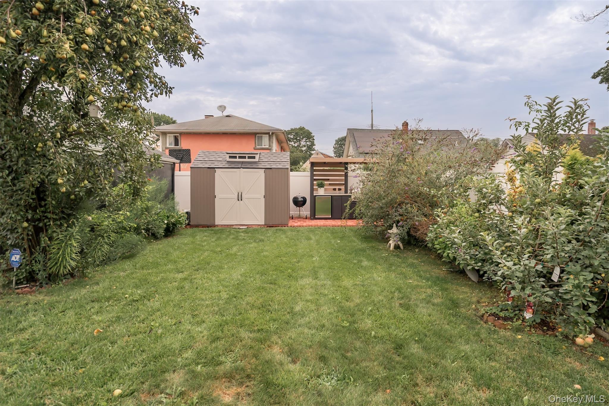 12043 194th Street, Saint Albans, NY 11412