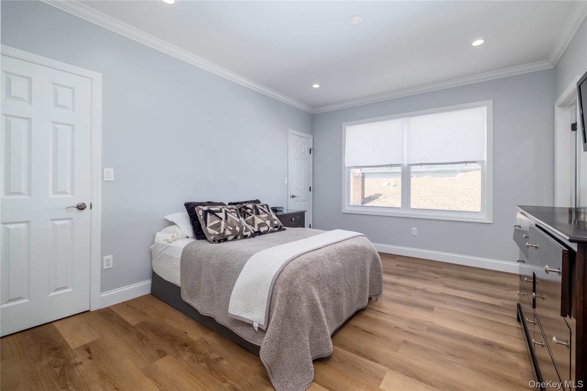 340 East Pine Street, Long Beach, NY 11561