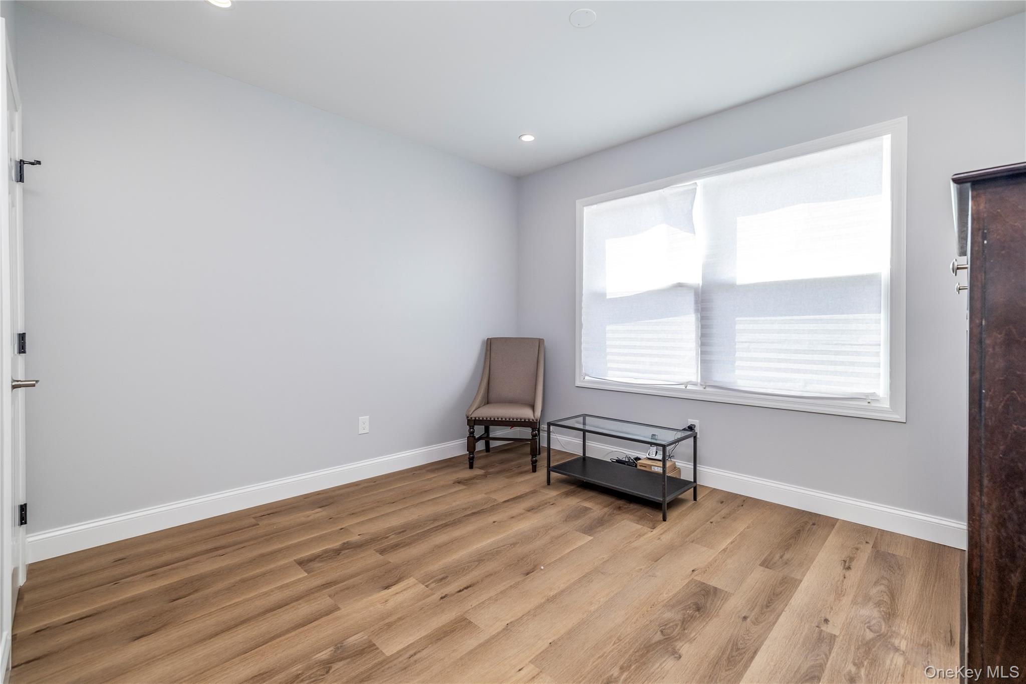 340 East Pine Street, Long Beach, NY 11561