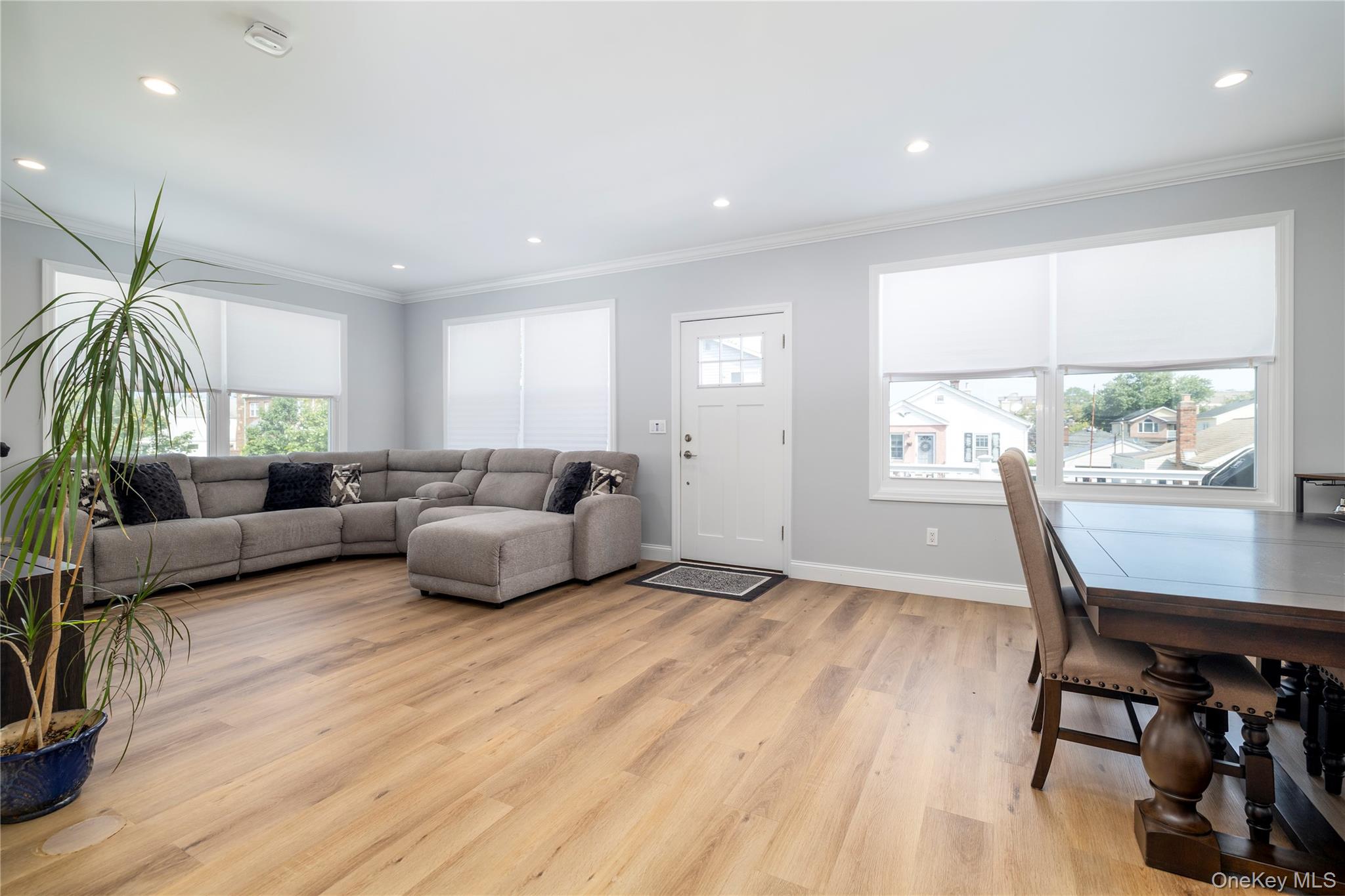 340 East Pine Street, Long Beach, NY 11561