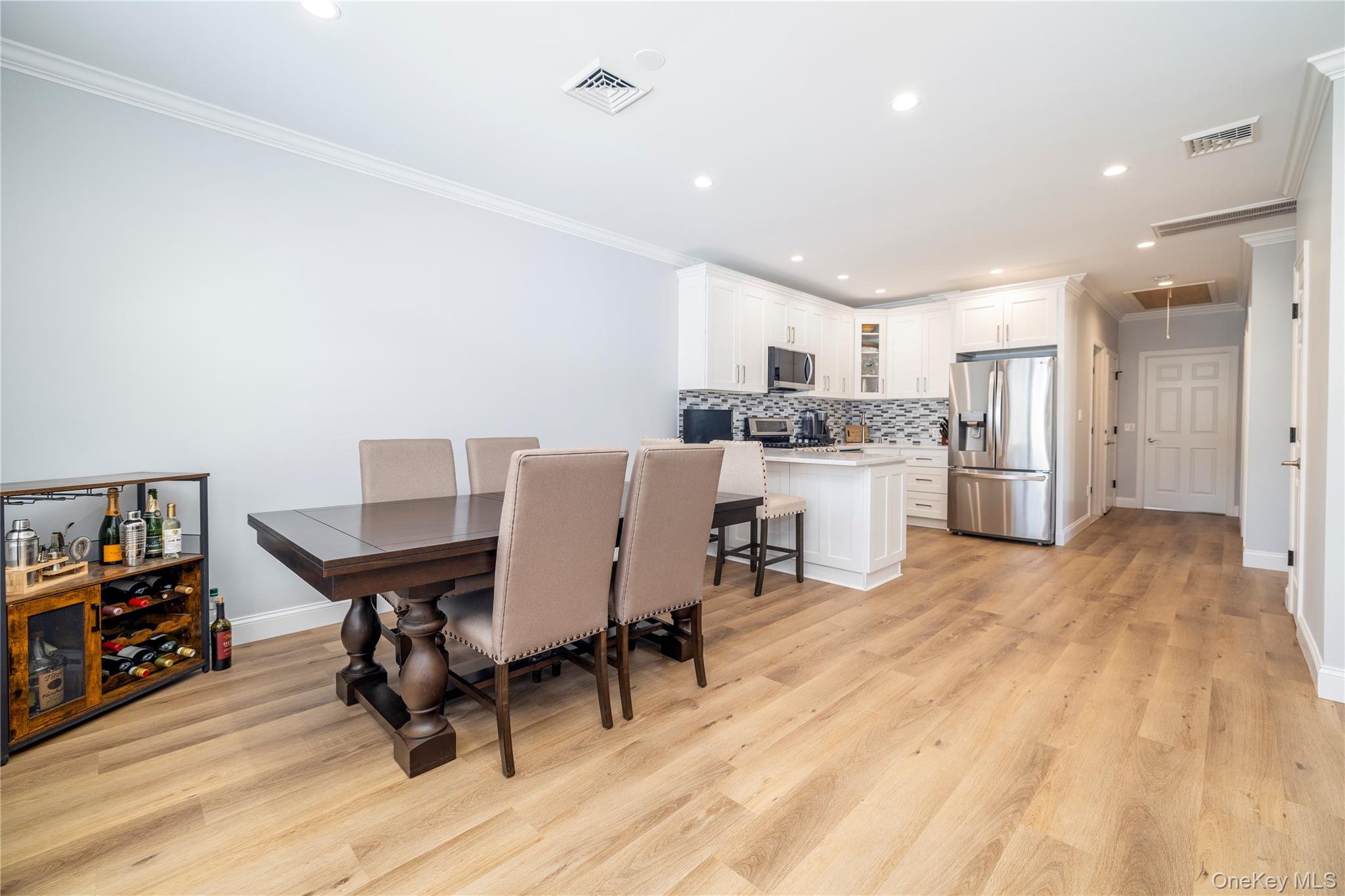 340 East Pine Street, Long Beach, NY 11561