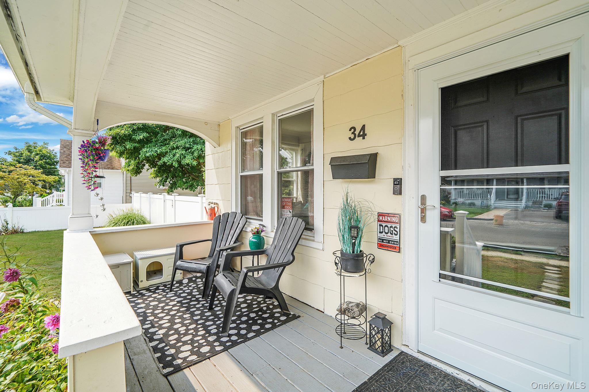 34 Belford Avenue, Bay Shore, NY 11706