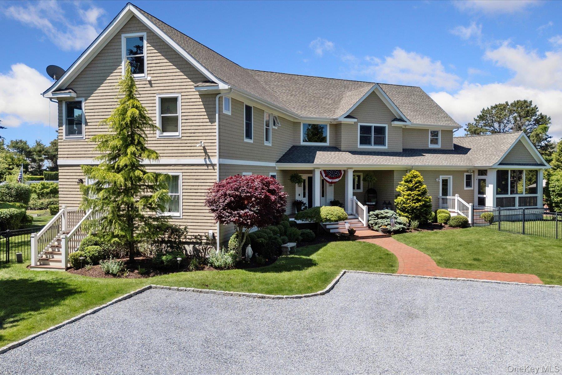 5 Woodcock Lane, Remsenburg, NY 11960