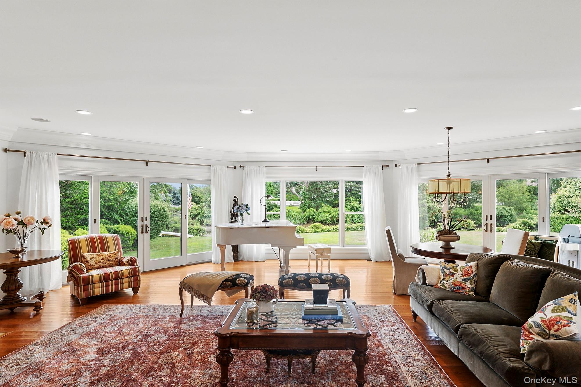 5 Woodcock Lane, Remsenburg, NY 11960