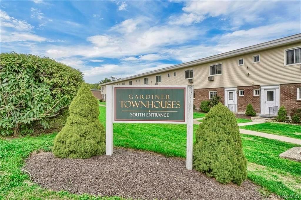 881 Albany Post Road # #29, New Paltz, NY 12561