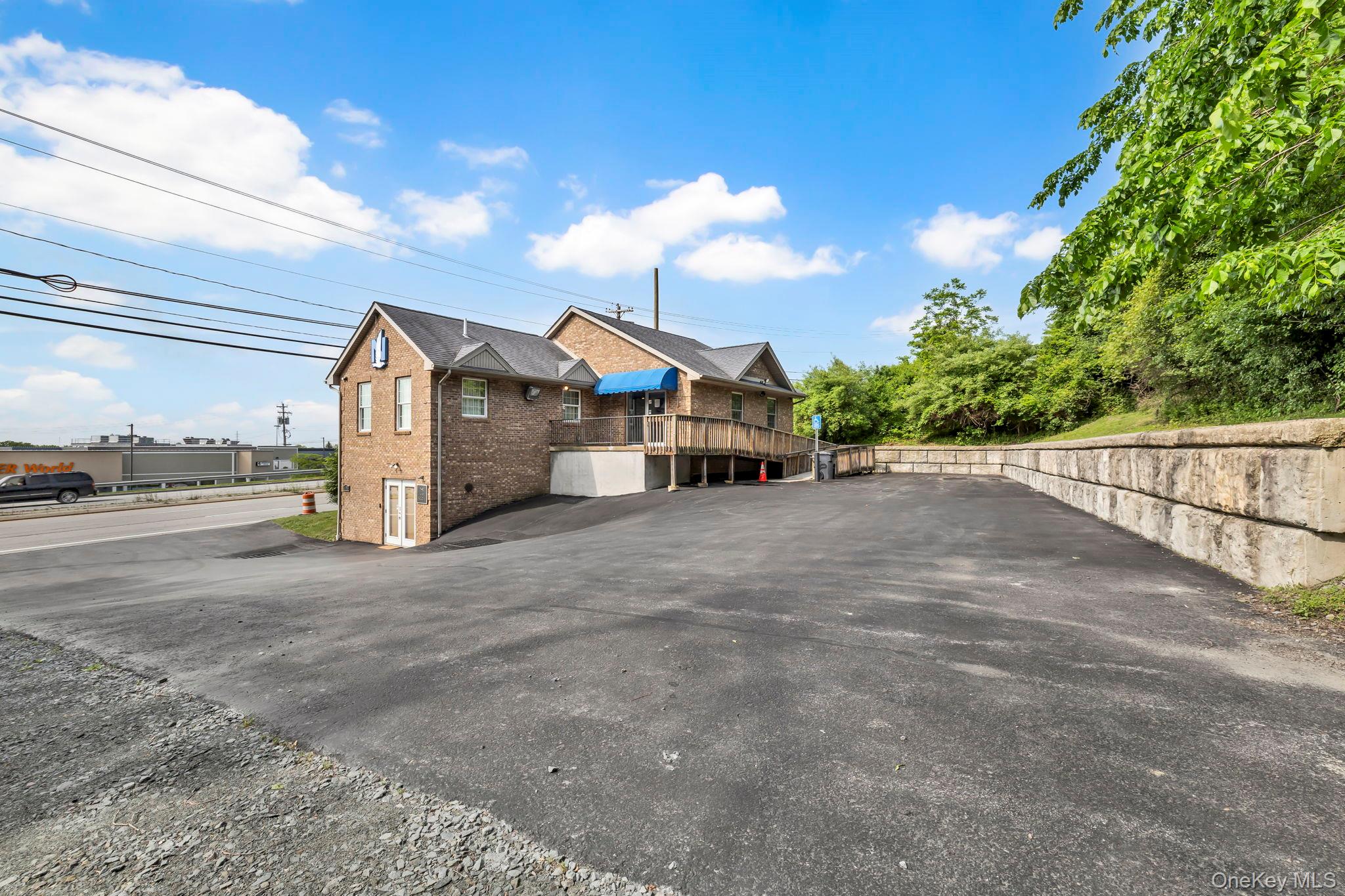 593 Route 211 E, Middletown, NY 10941