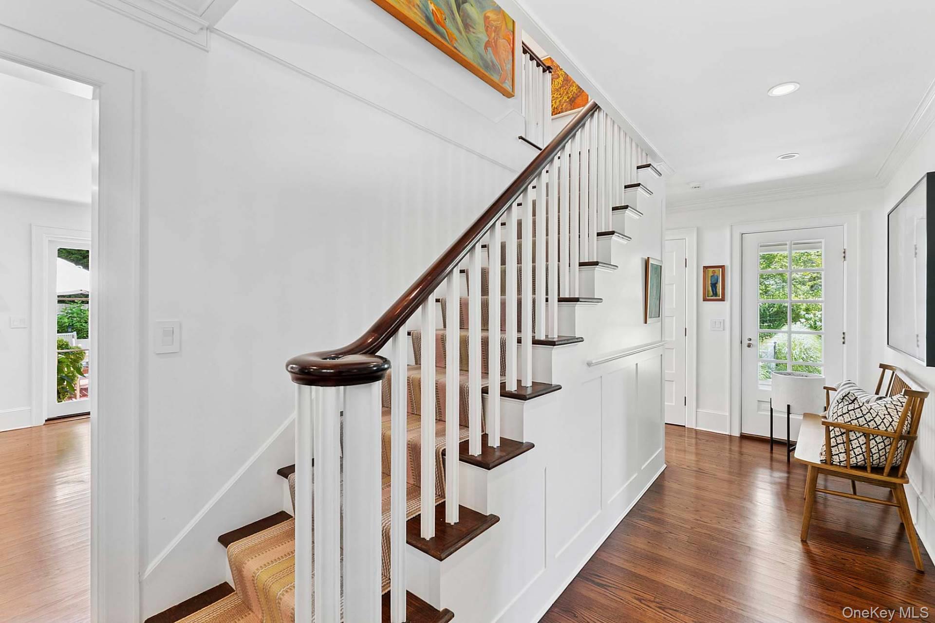 100 Lee Avenue, Southampton, NY 11968