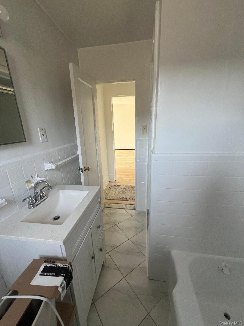 411 W Park Avenue, Long Beach, NY 11561