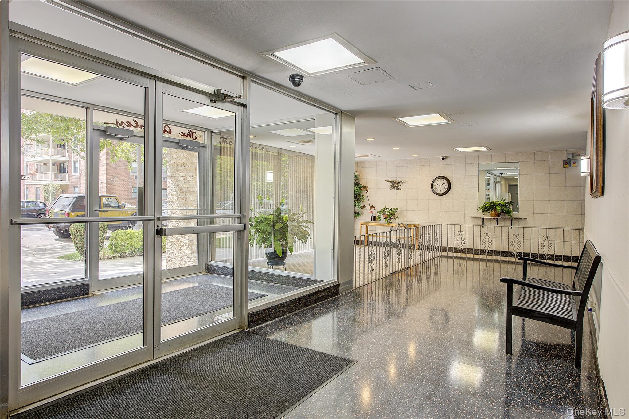 153-25 88th Street # 2J, Howard Beach, NY 11414