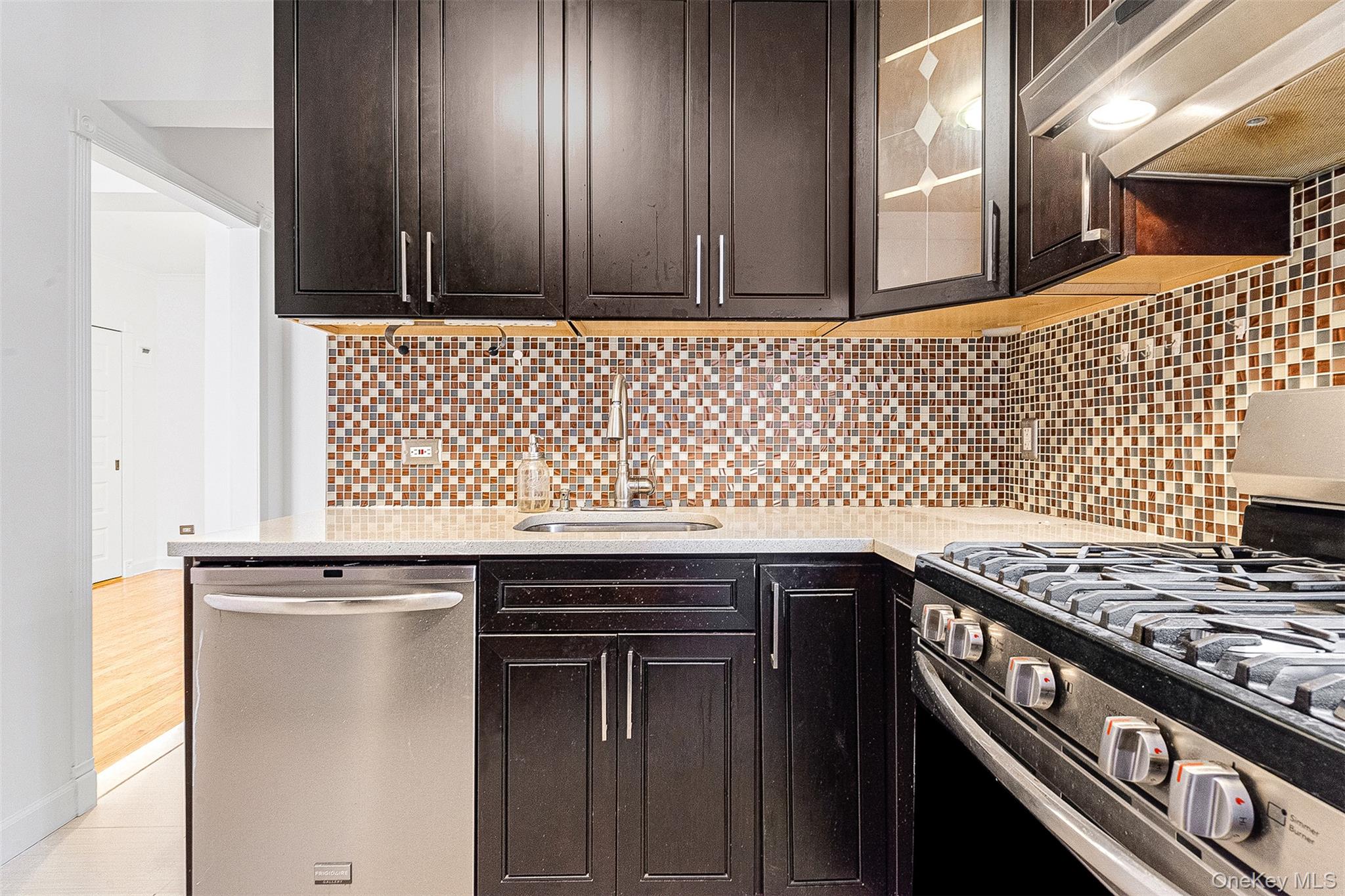 67-38 108 Street # D47, Forest Hills, NY 11375