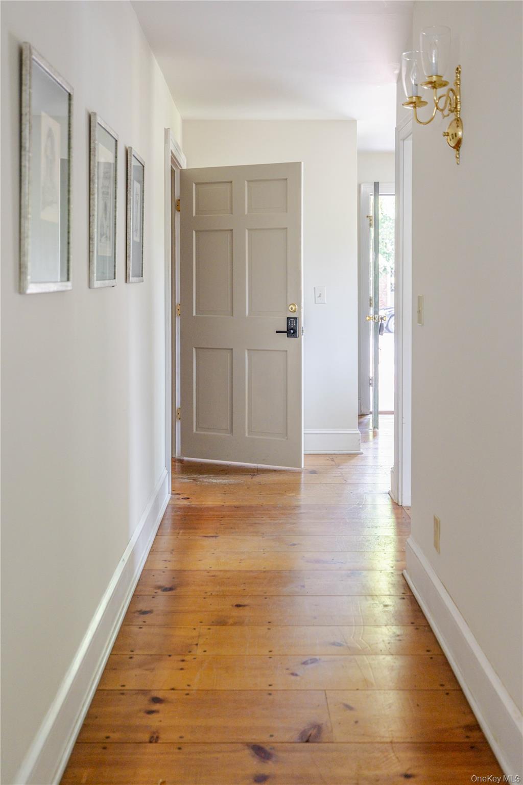 16 Hudson Street, Kinderhook, NY 12106