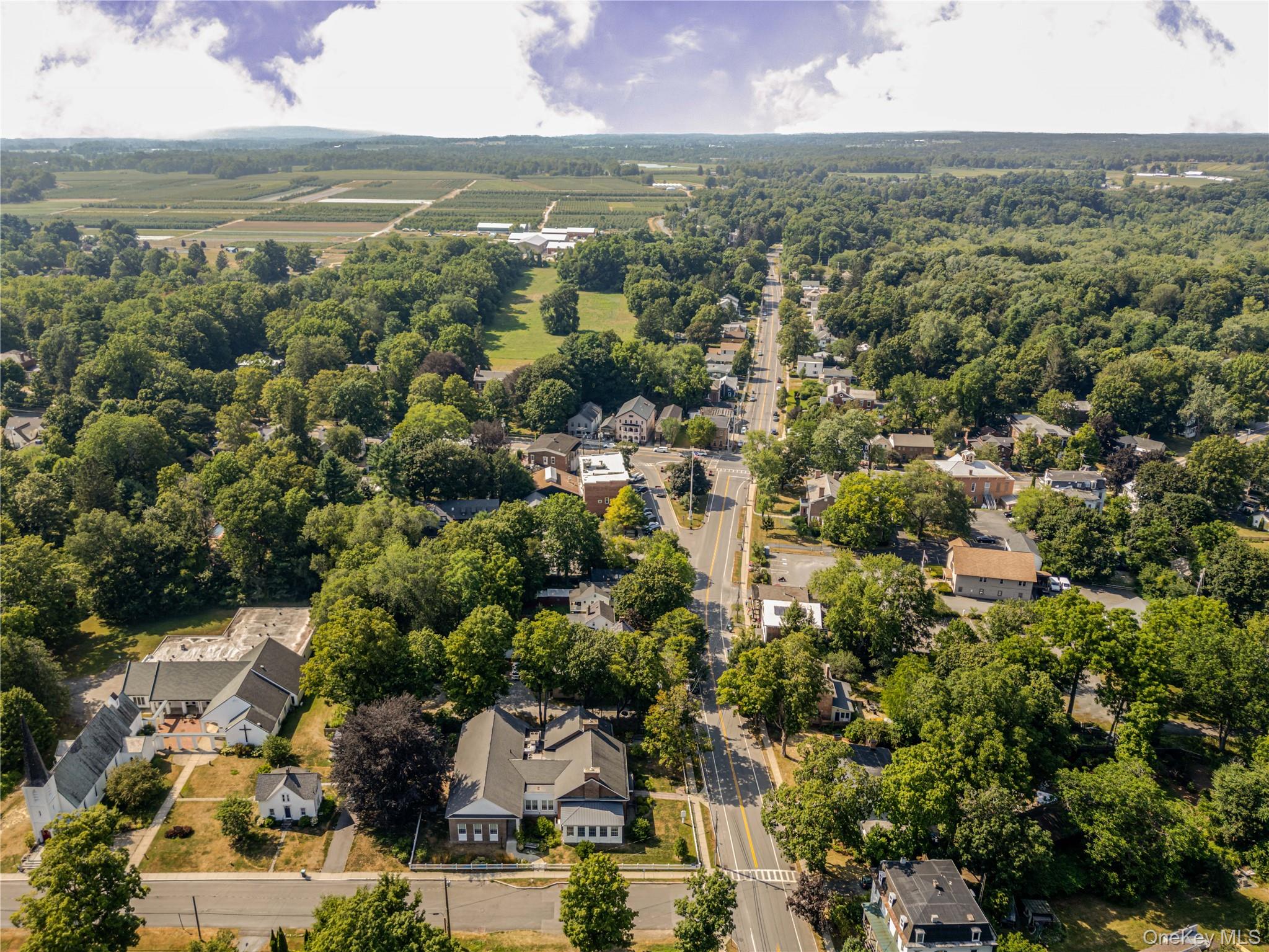 16 Hudson Street, Kinderhook, NY 12106