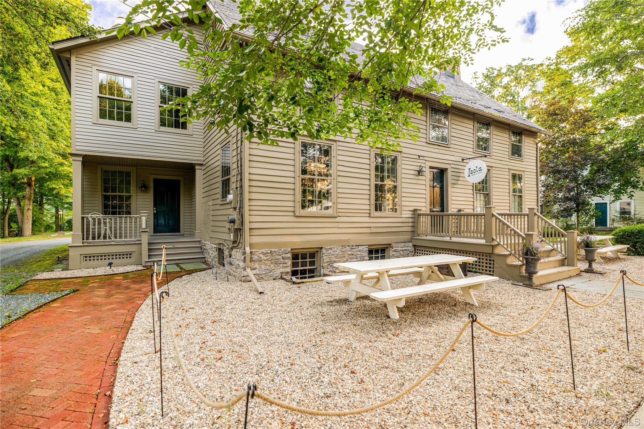 16 Hudson Street, Kinderhook, NY 12106