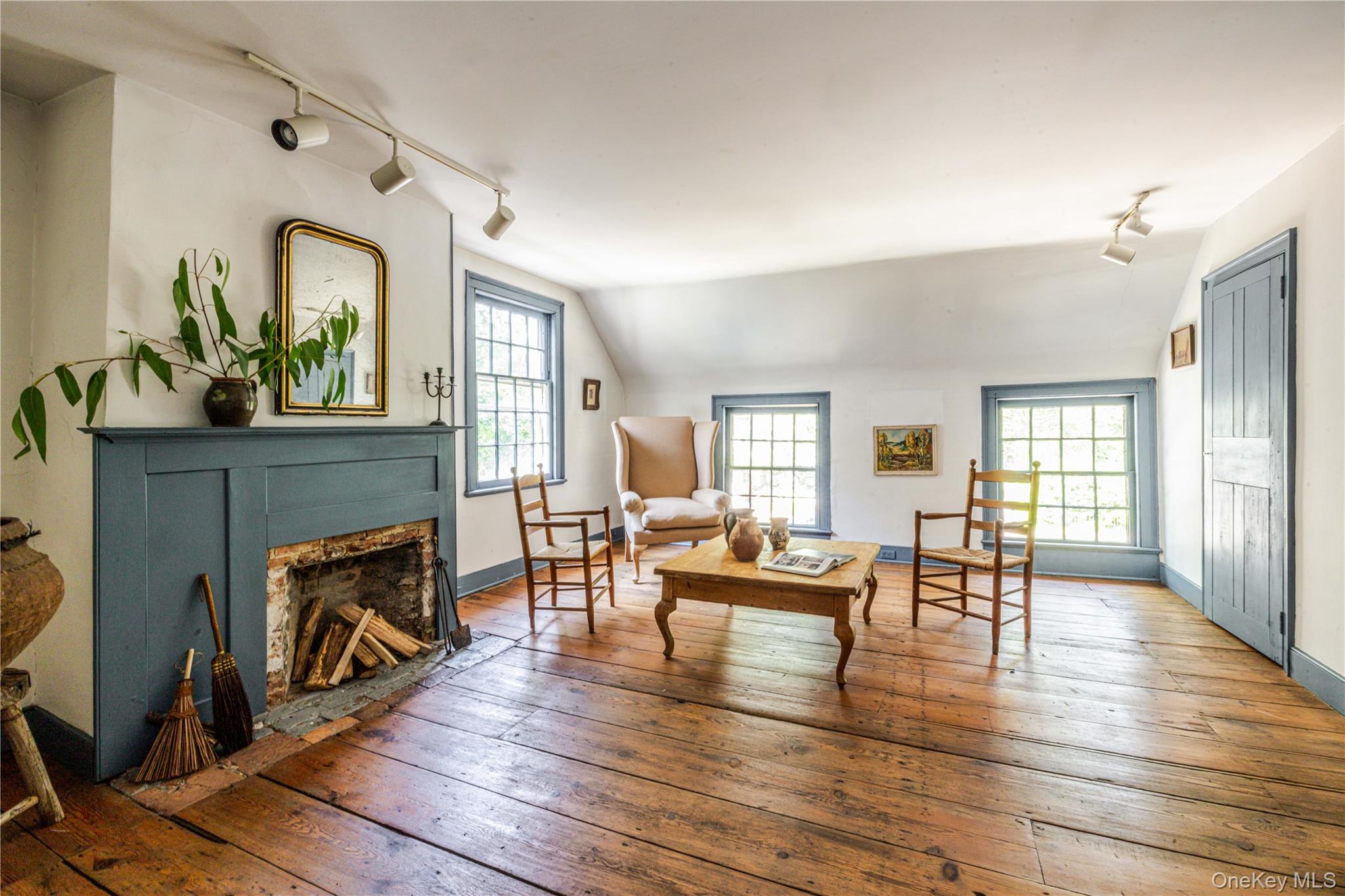 16 Hudson Street, Kinderhook, NY 12106