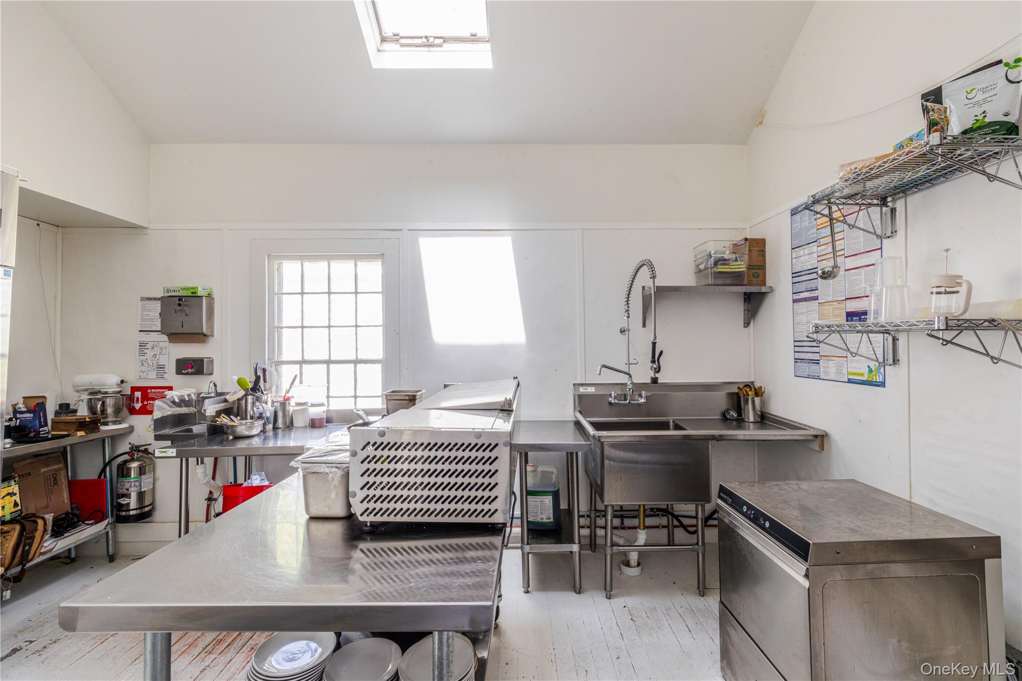 16 Hudson Street, Kinderhook, NY 12106