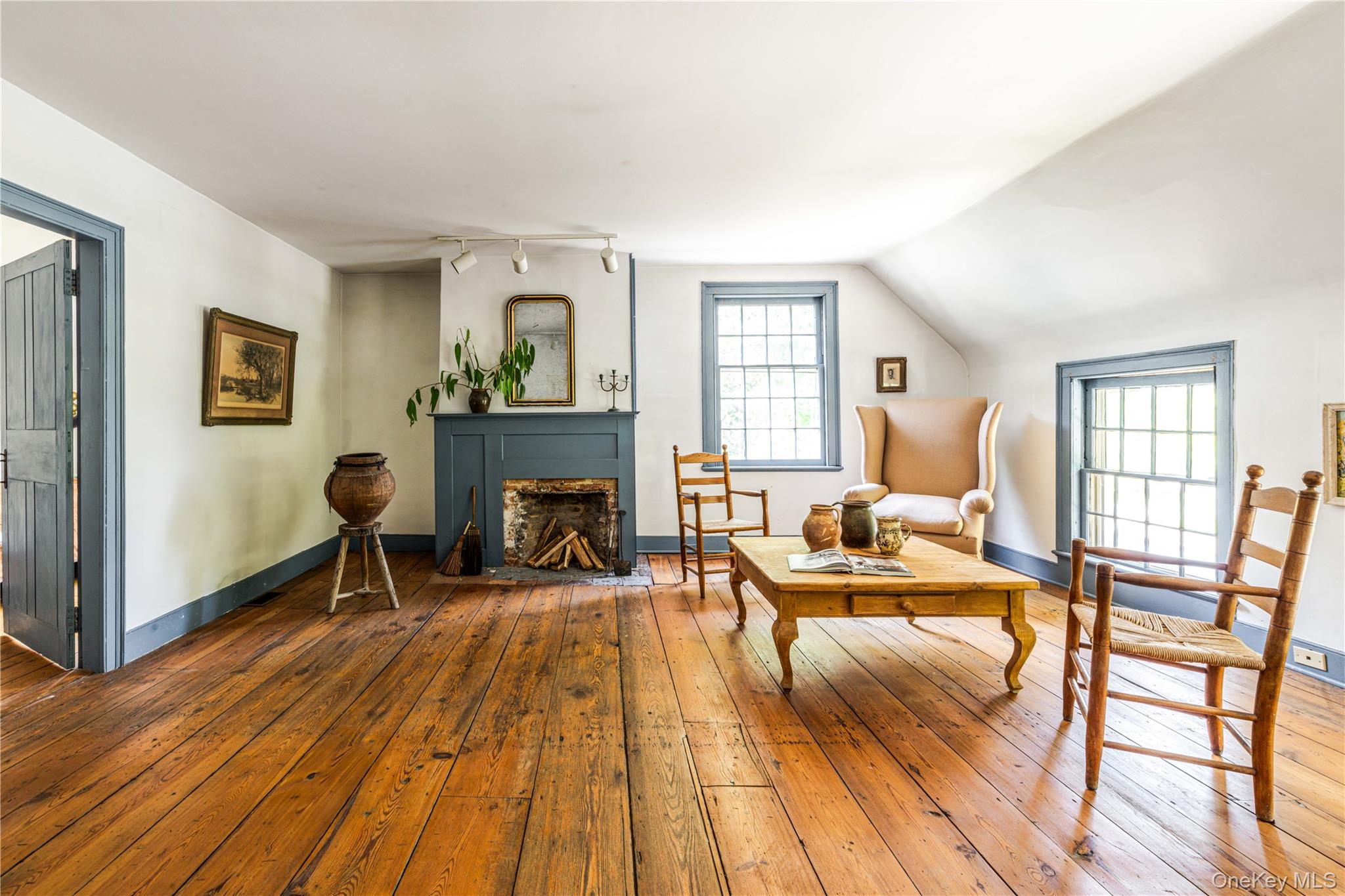 16 Hudson Street, Kinderhook, NY 12106