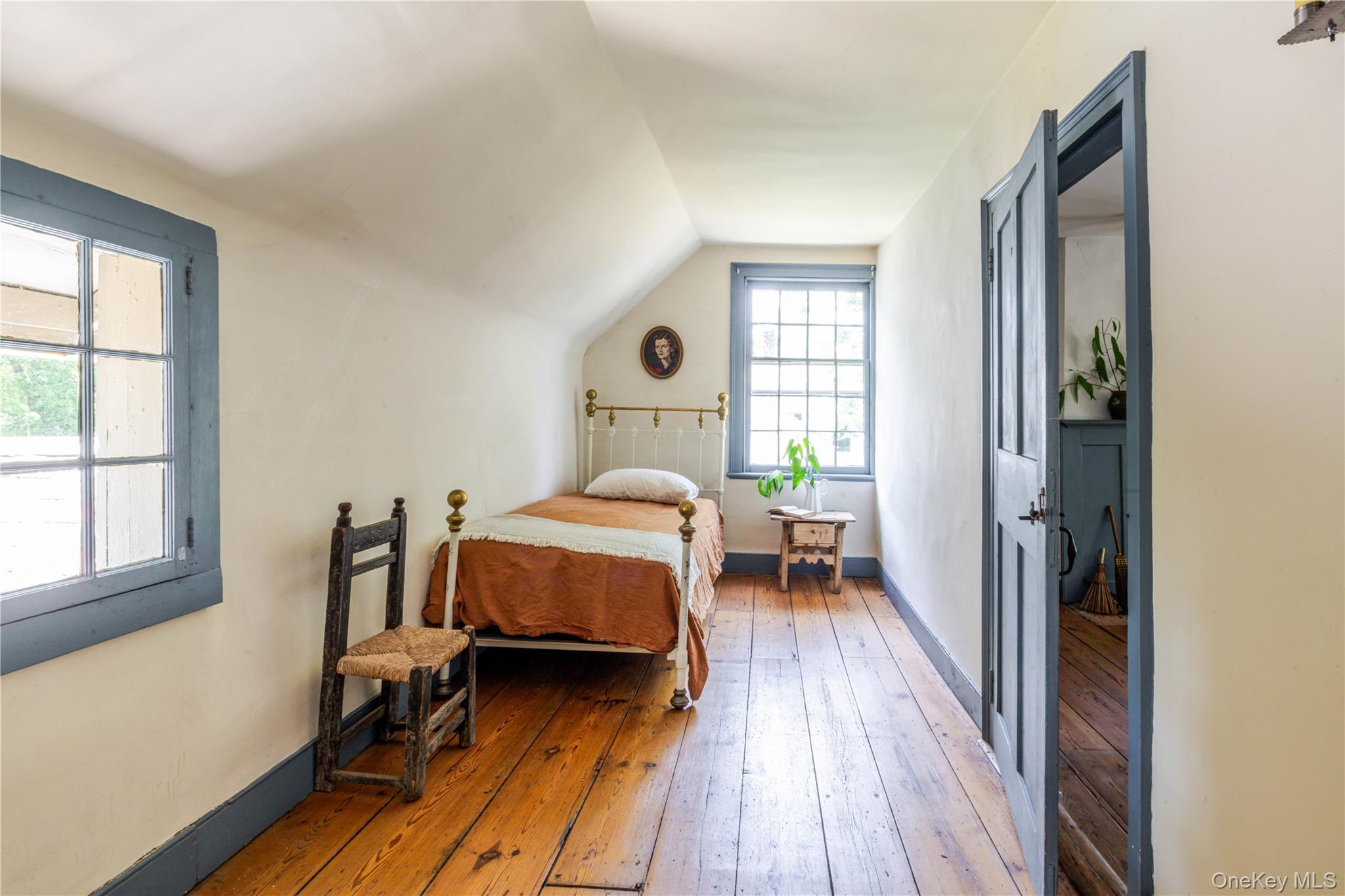 16 Hudson Street, Kinderhook, NY 12106