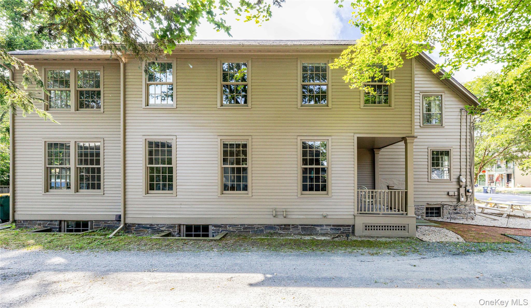 16 Hudson Street, Kinderhook, NY 12106