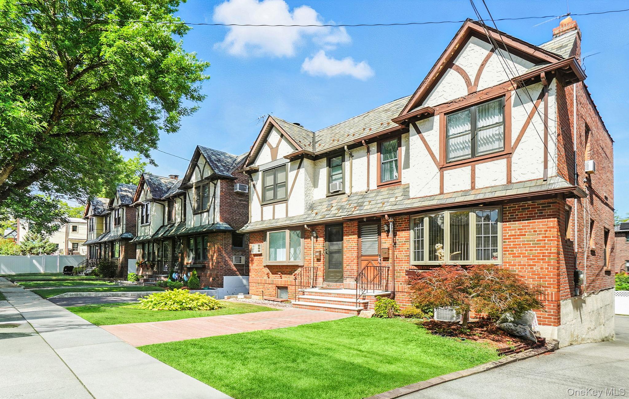 1245 Rhinelander Avenue, Bronx, NY 10461