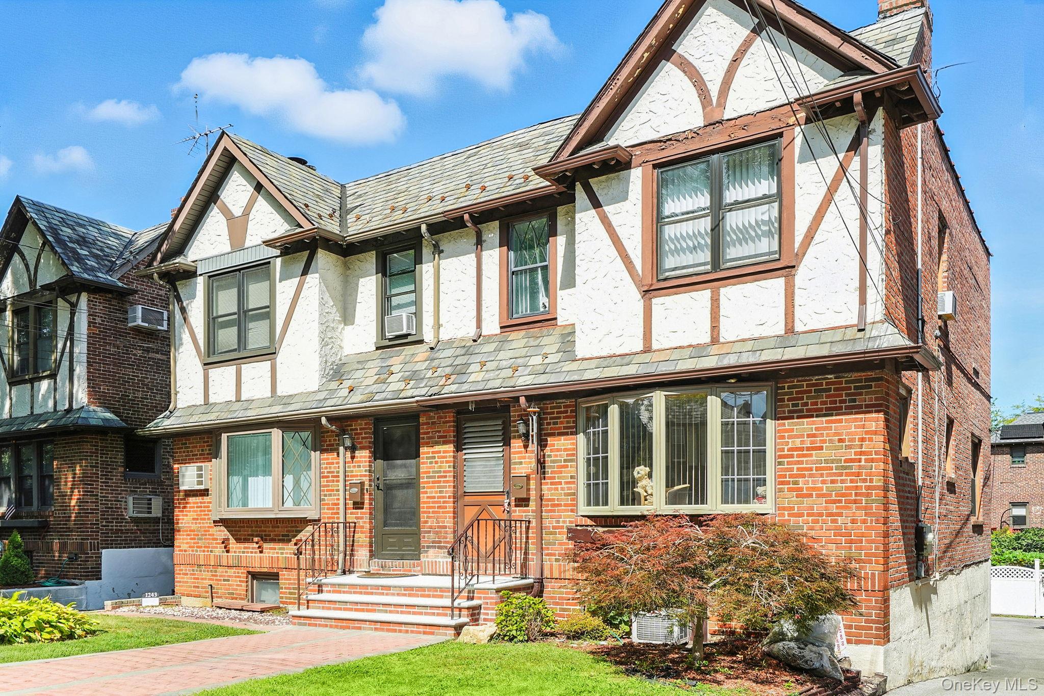 1245 Rhinelander Avenue, Bronx, NY 10461